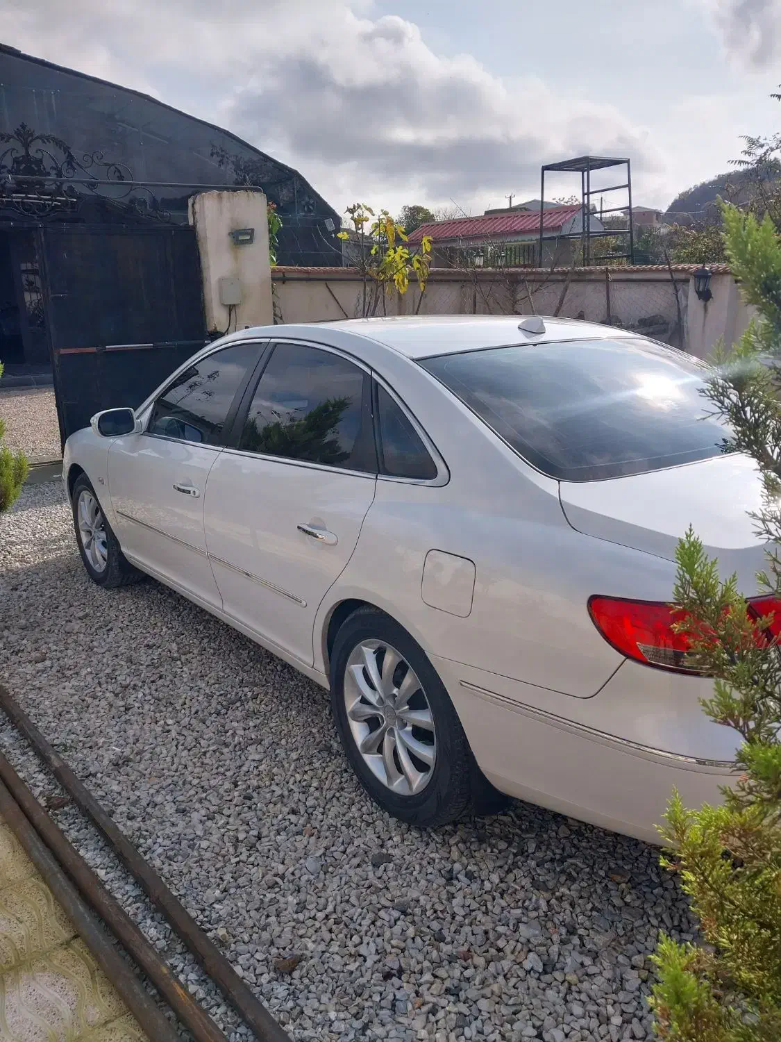 آزرا ۲۰۰۸ بدون رنگ / فول سفارش عمان|خودرو سواری و وانت|اردبیل, |دیوار