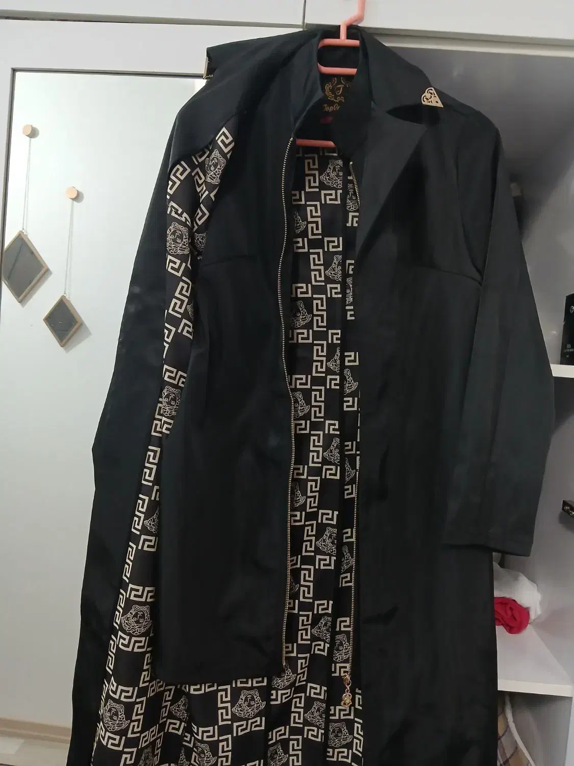 بارانی|لباس|اردبیل, |دیوار