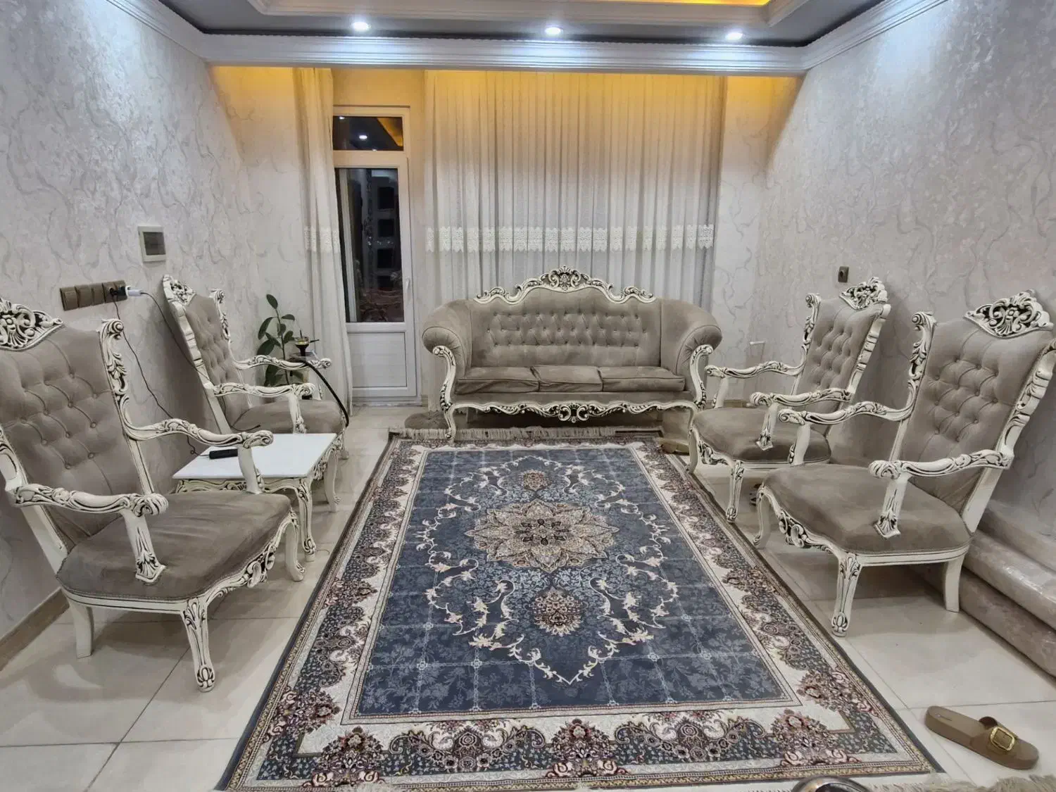 مبل کلاسیک ۷ نفره چوب راش گرجستان|مبلمان خانگی و میز عسلی|رباطکریم, رباطکریم|دیوار