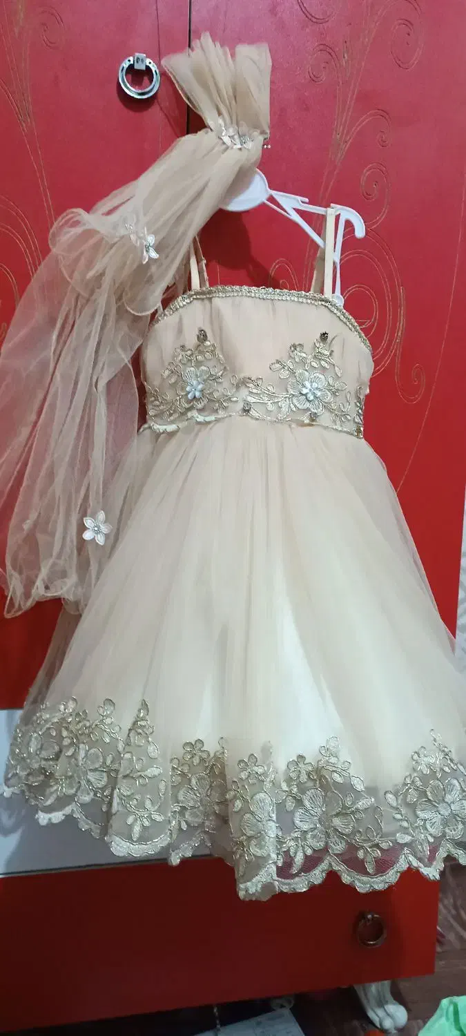 لباس|کفش و لباس بچه|الیگودرز, |دیوار