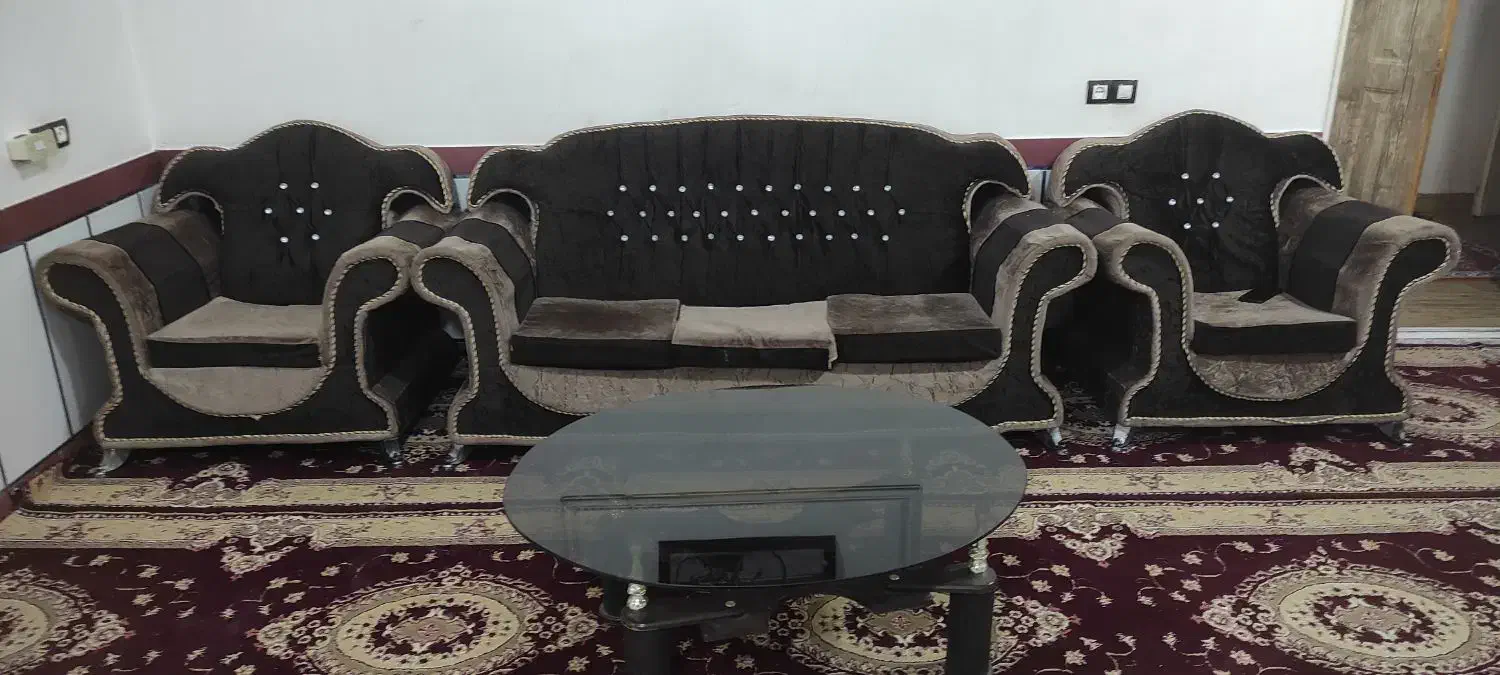 مبلمان هفت نفره همراه عسلی|مبلمان خانگی و میز عسلی|نهاوند, |دیوار