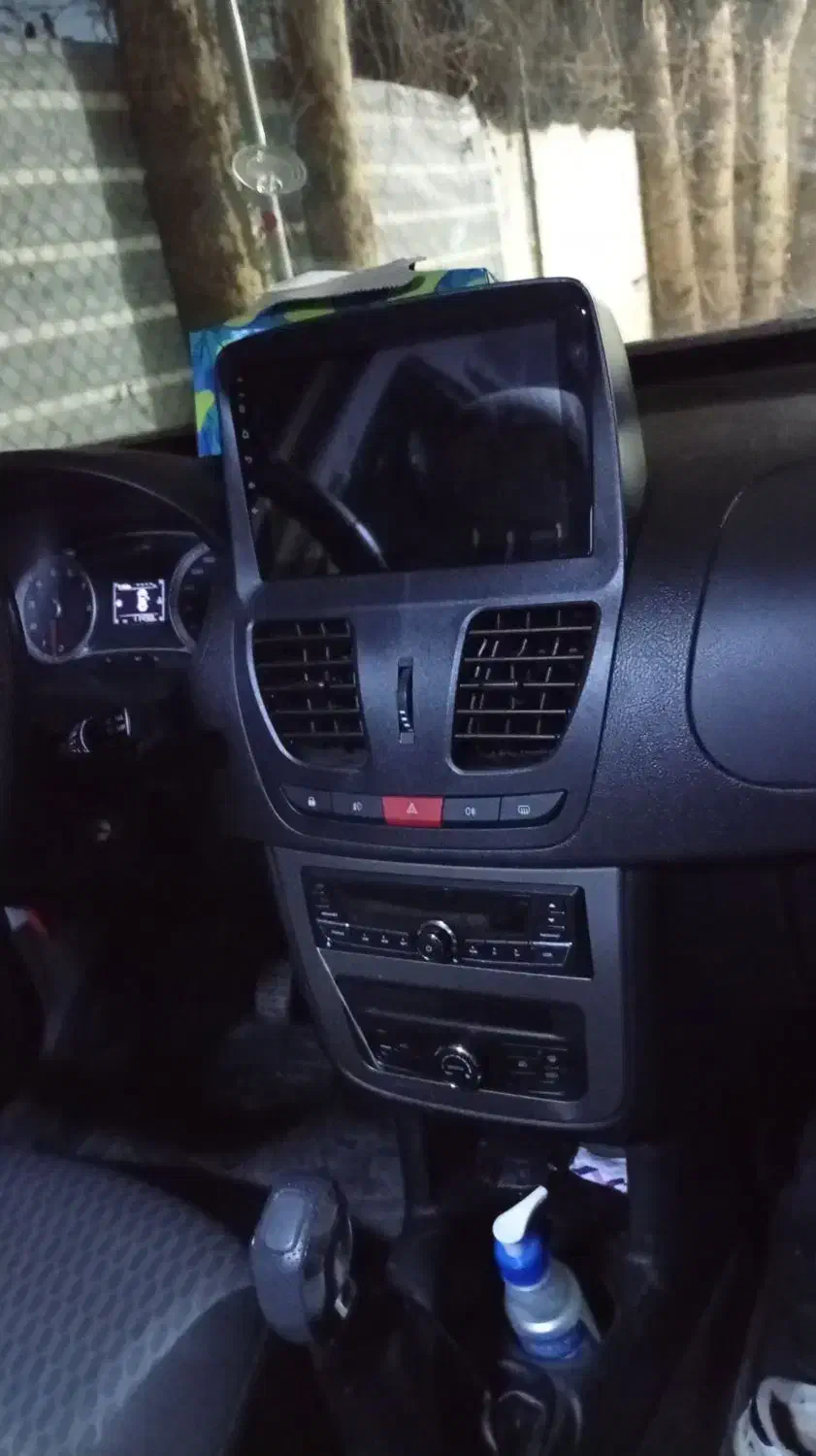 ساینا1404|خودرو سواری و وانت|شیراز, بریجستون|دیوار