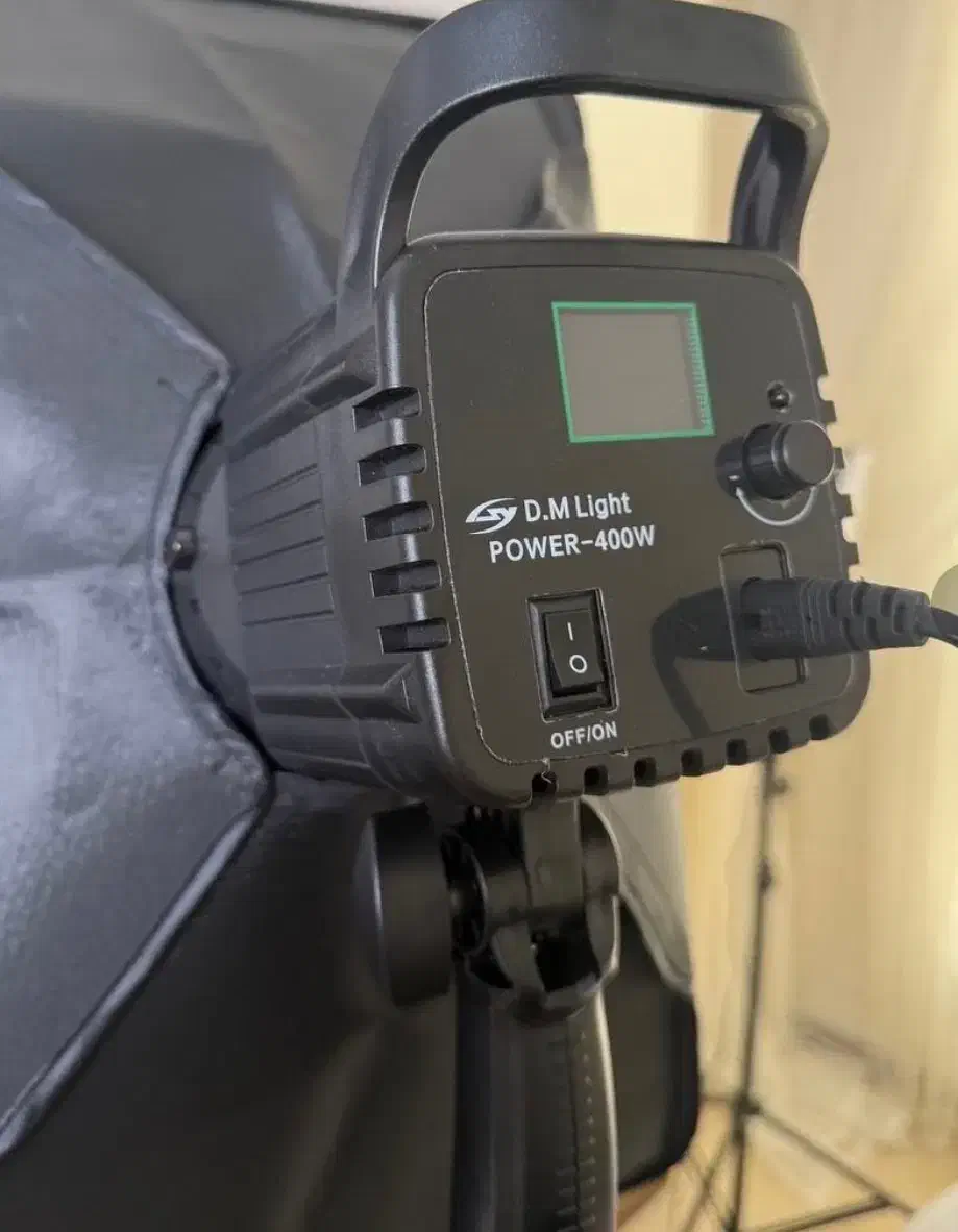 نور|دوربین عکاسی و فیلم‌برداری|قم, باجک دو|دیوار