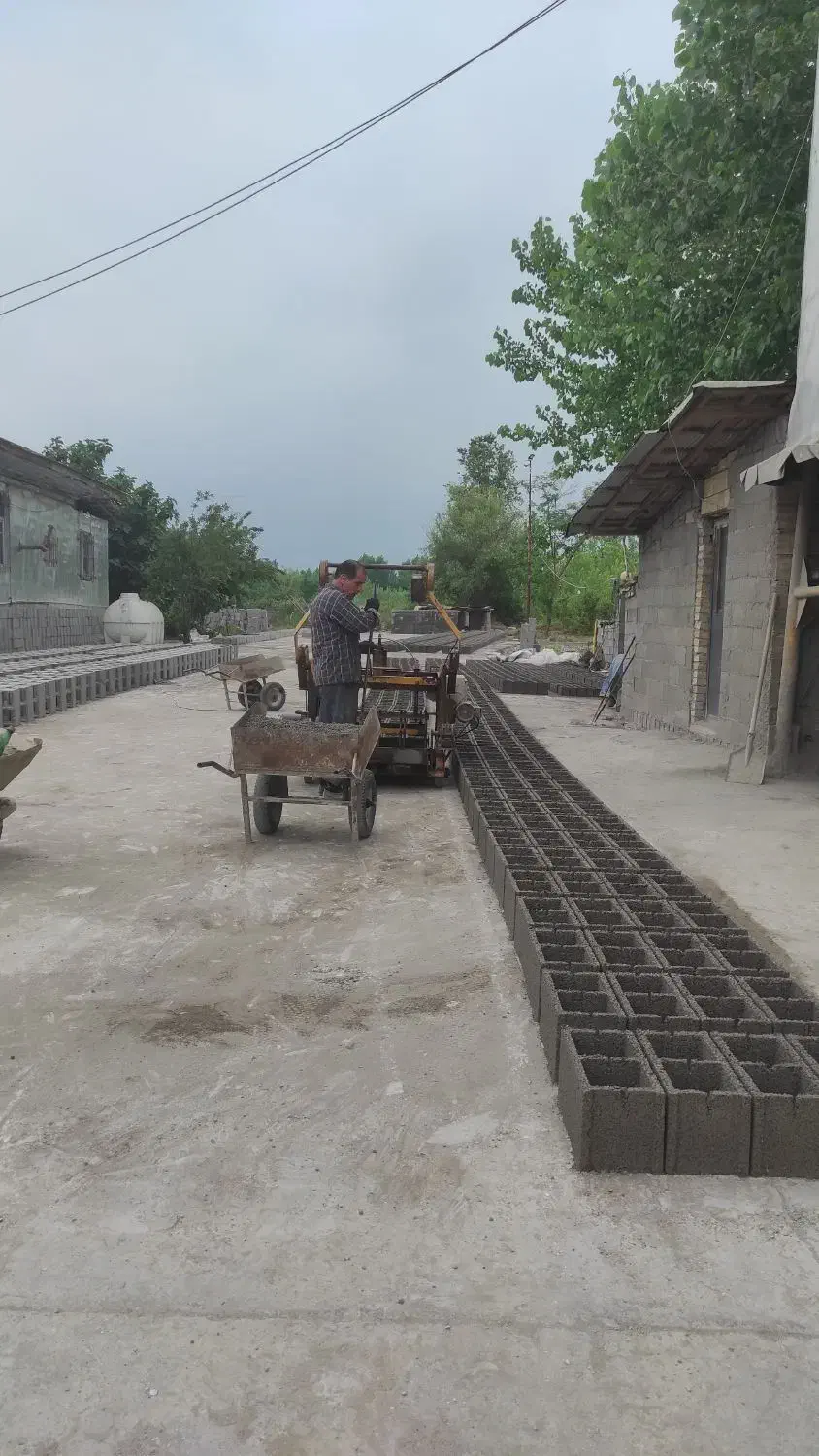 کارگر ساده سنگ بلوکی|استخدام صنعتی، فنی، مهندسی|گوراب زرمیخ, |دیوار