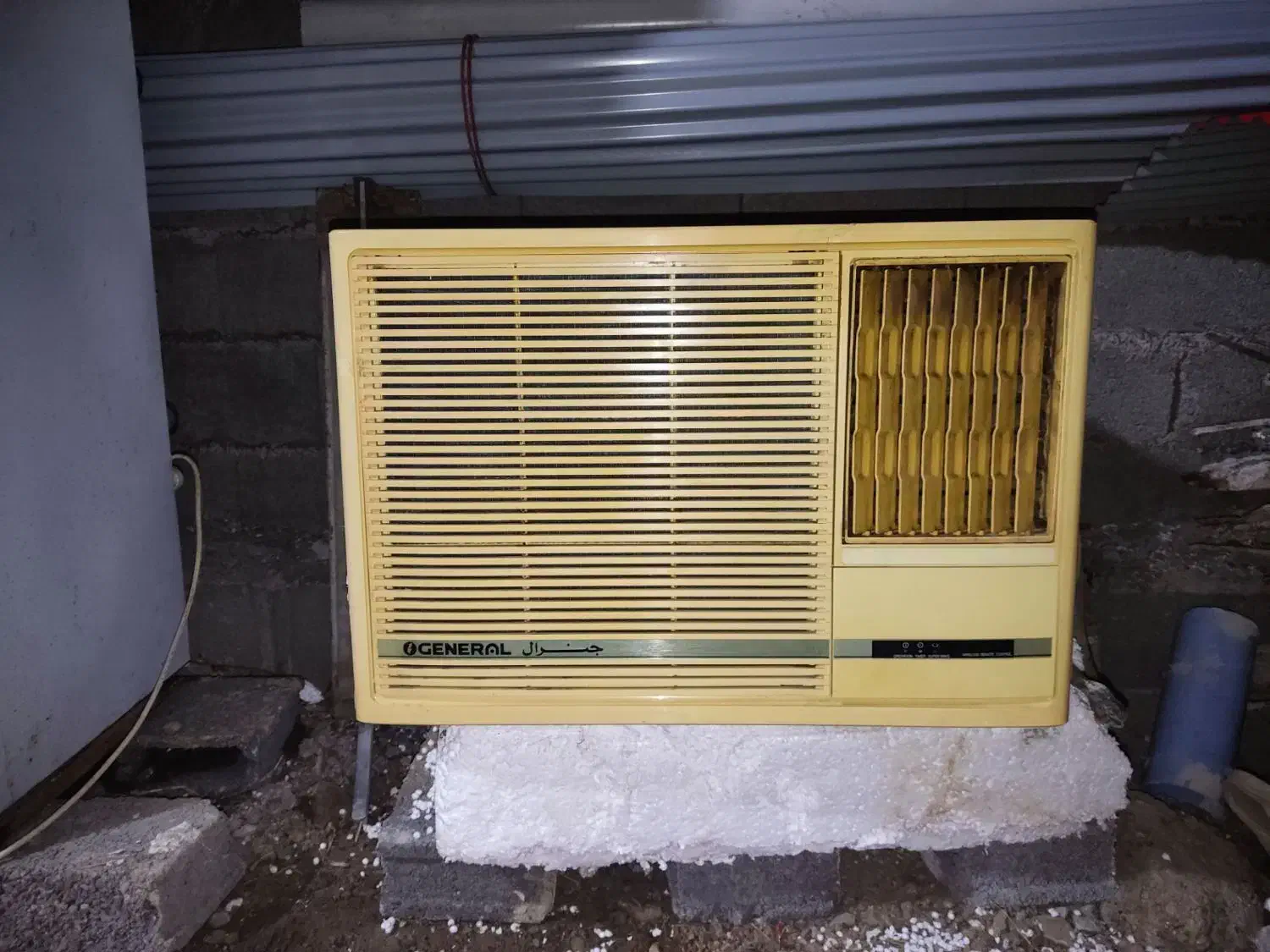 کولر پنچره|کولر گازی و فن‌کوئل|رشت, انصاری|دیوار