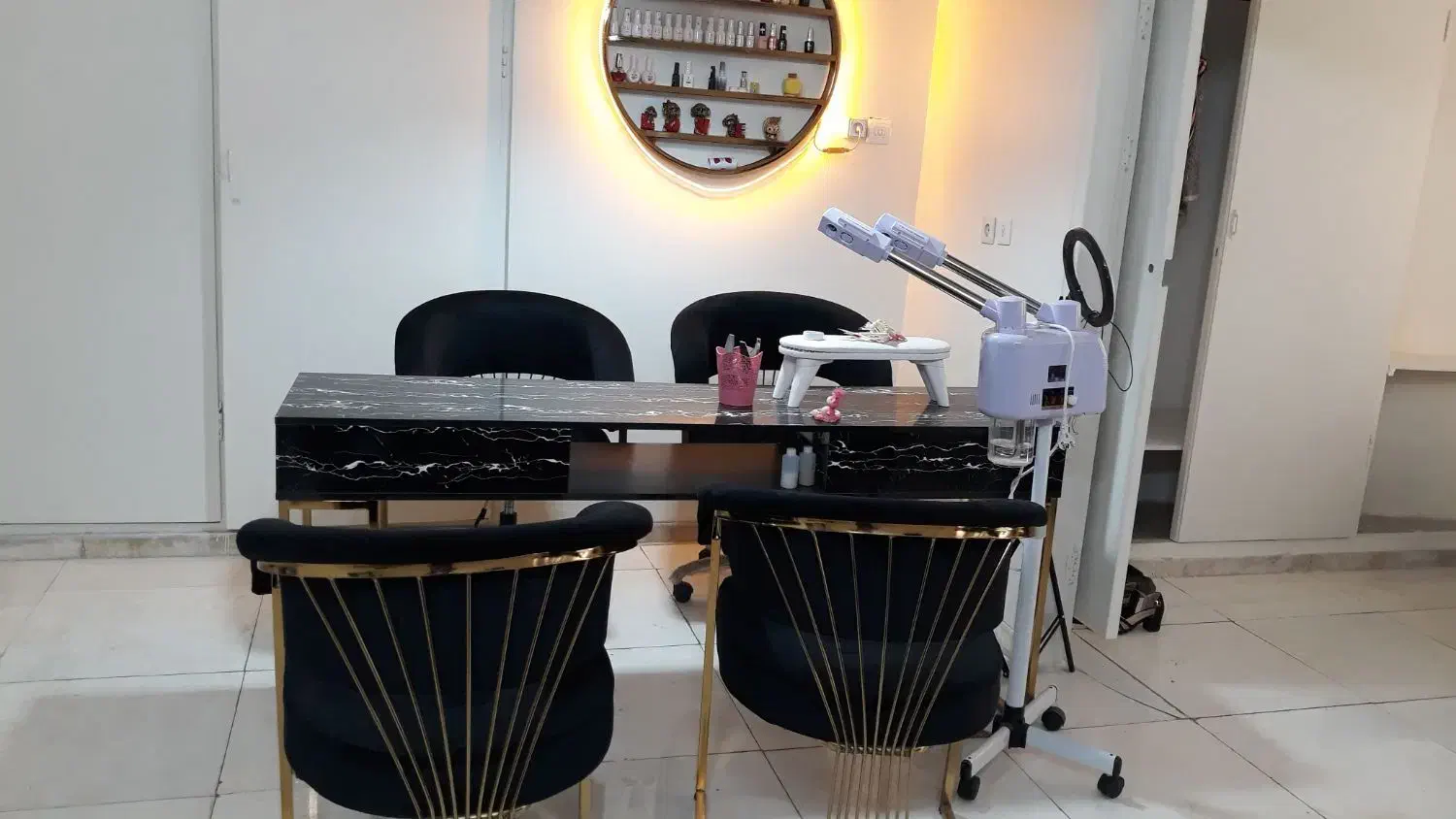 لوازم سالن زیبایی|آرایشگاه و سالن‌های زیبایی|بیرجند, |دیوار