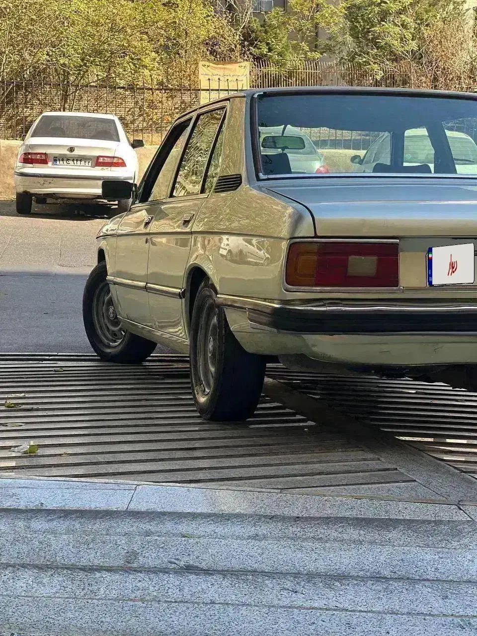 بی ام و۵۱۸ e12|خودرو سواری و وانت|تهران, هروی|دیوار