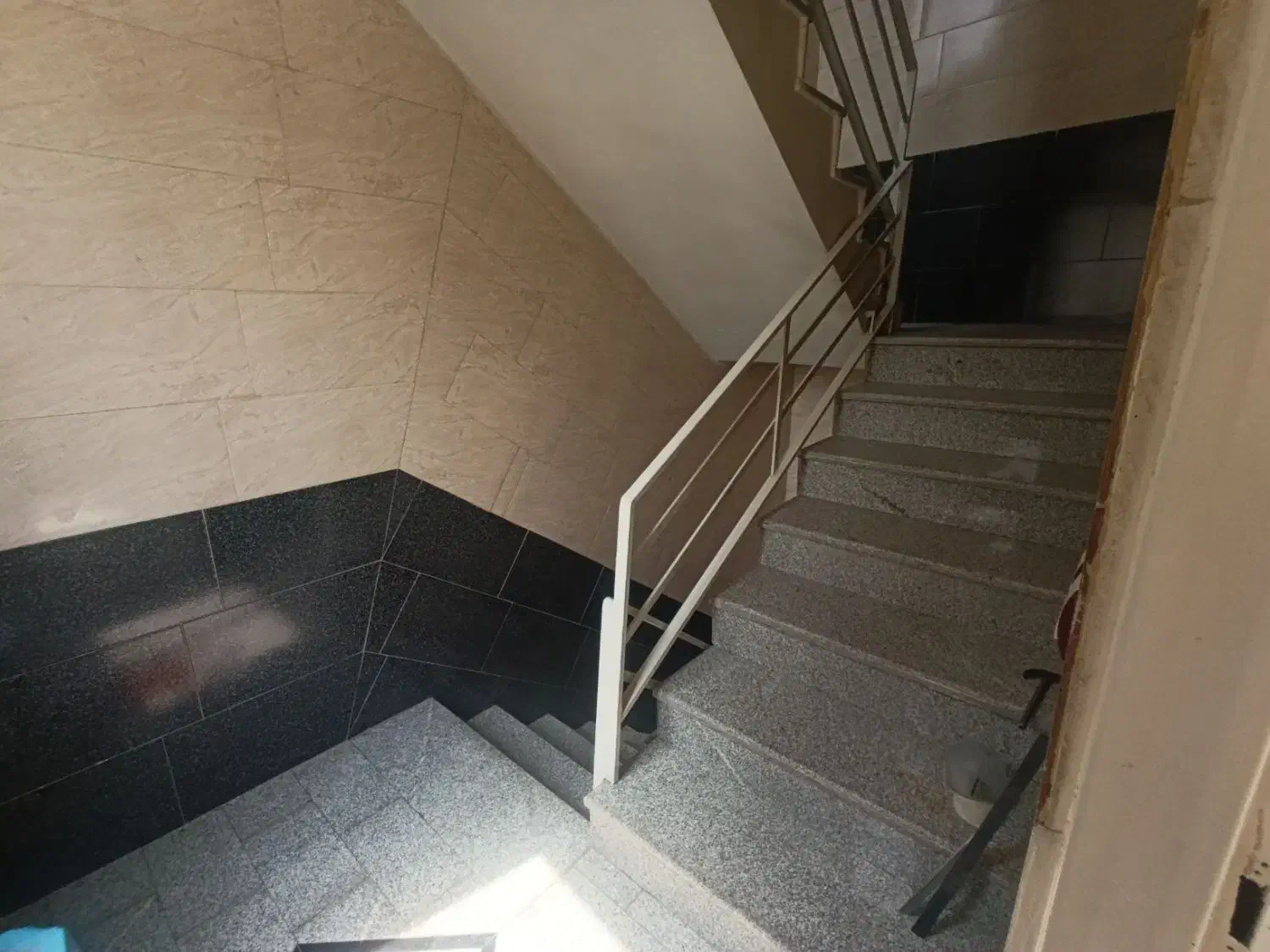 آپارتمان۶۳ متری تک واحدی فقط زوج