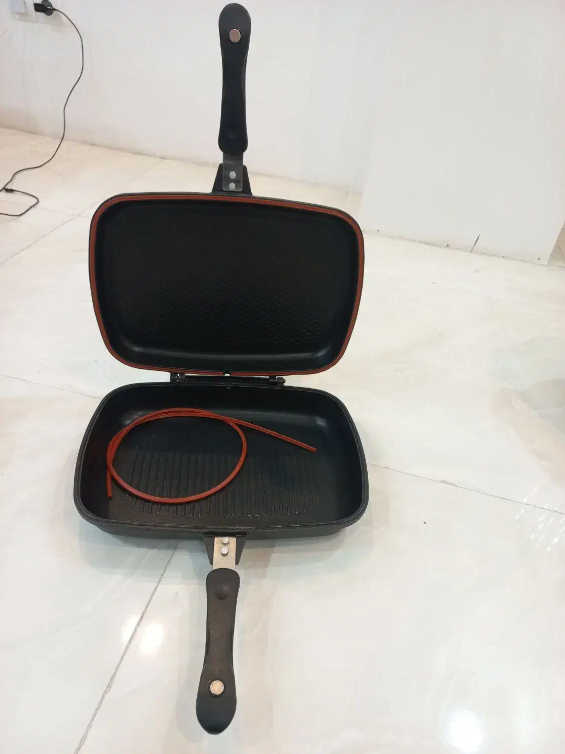 تابه|ظروف پخت‌وپز|خرم‌آباد, |دیوار