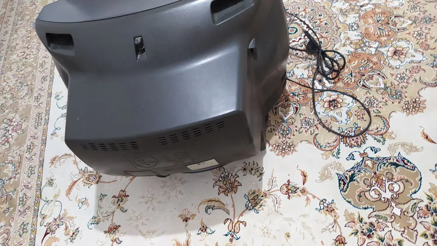 تلویزیون قدیمی LG|تلویزیون و پروژکتور|کرمانشاه, |دیوار