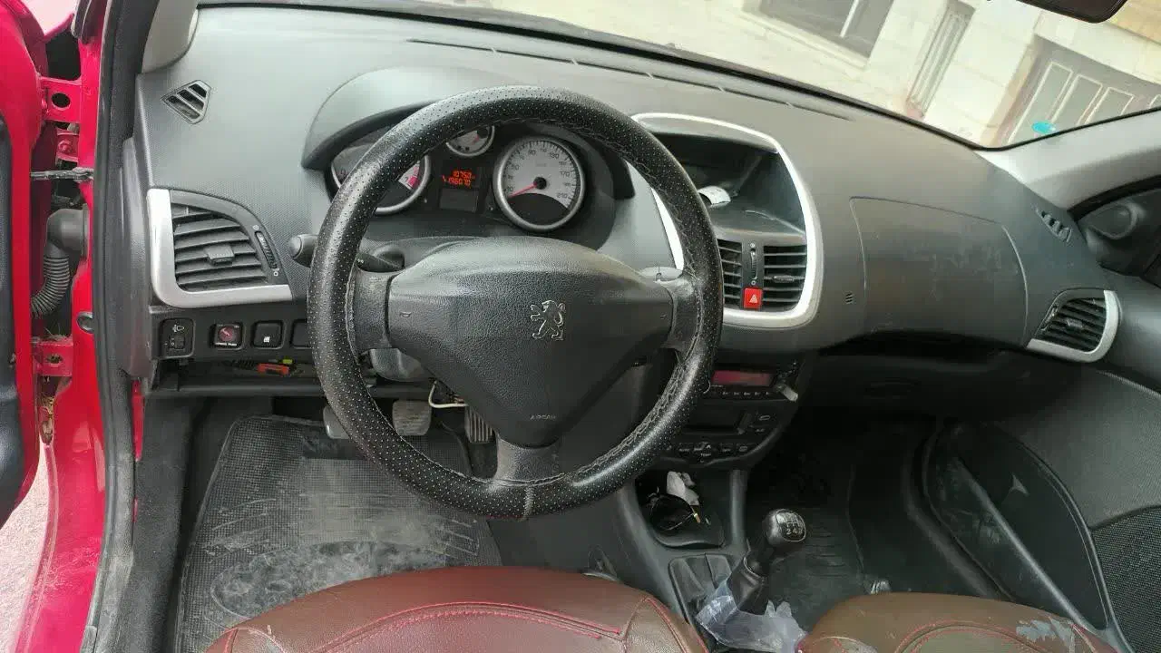 207|خودرو سواری و وانت|یزد, |دیوار