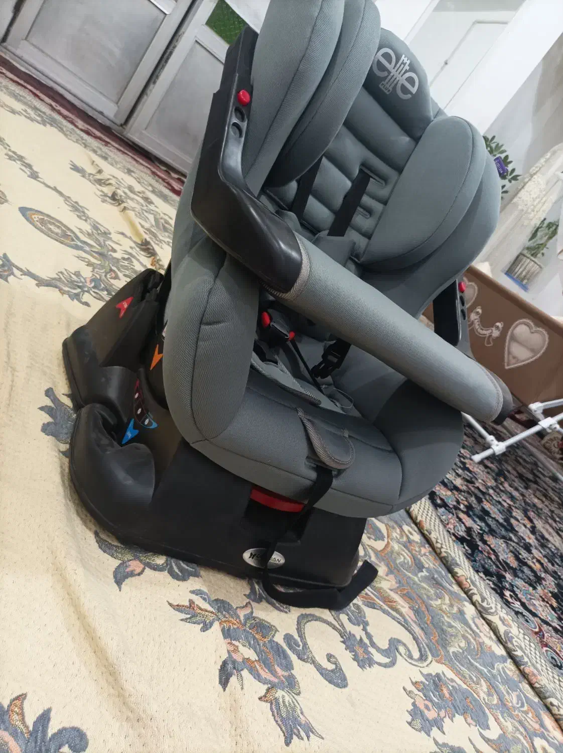 صندلی کودک|تخت و صندلی بچه|اسدآباد, |دیوار