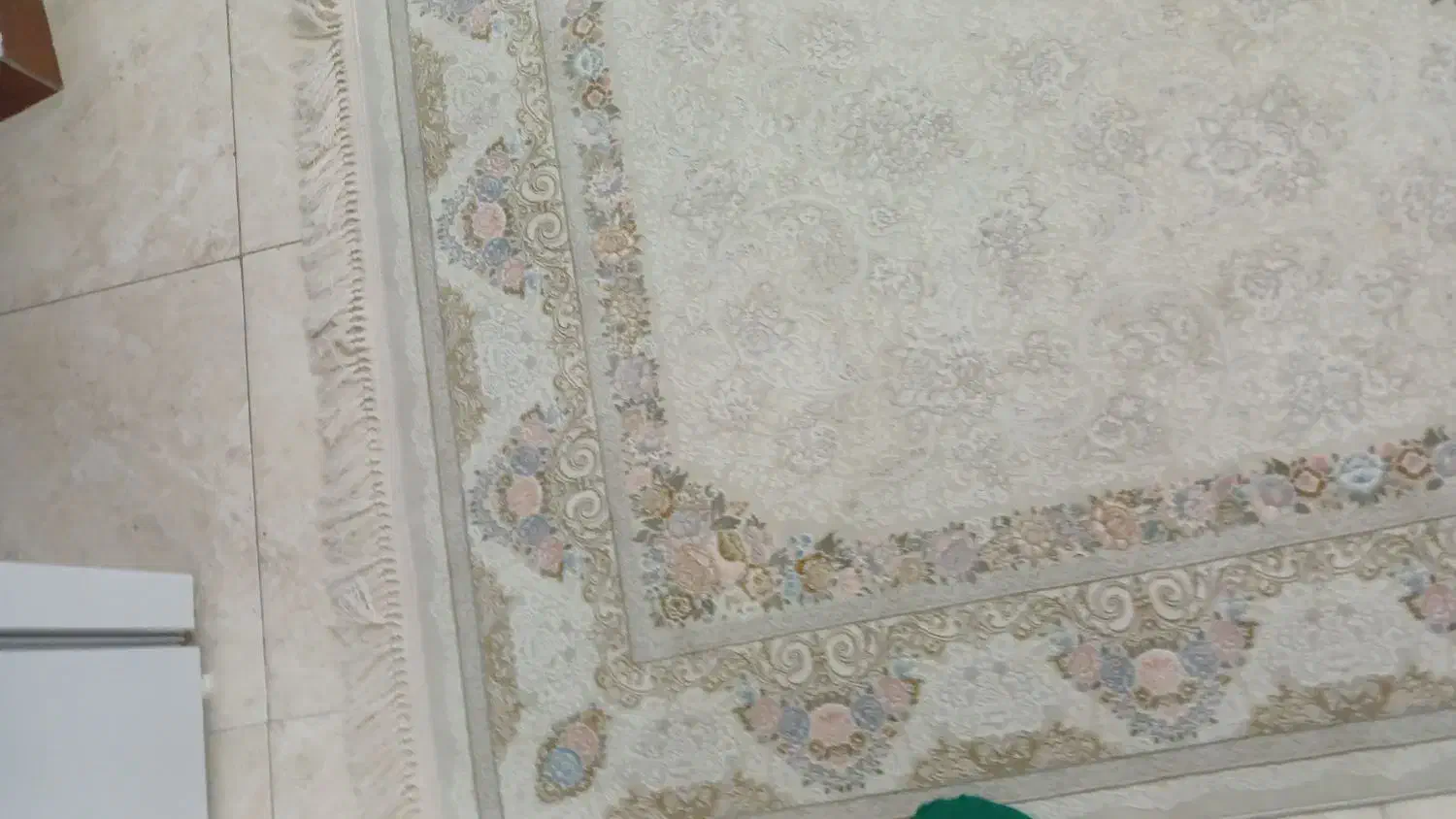 فرش ۱۲۰۰ شانه گل برجسته|فرش|کوچصفهان, |دیوار