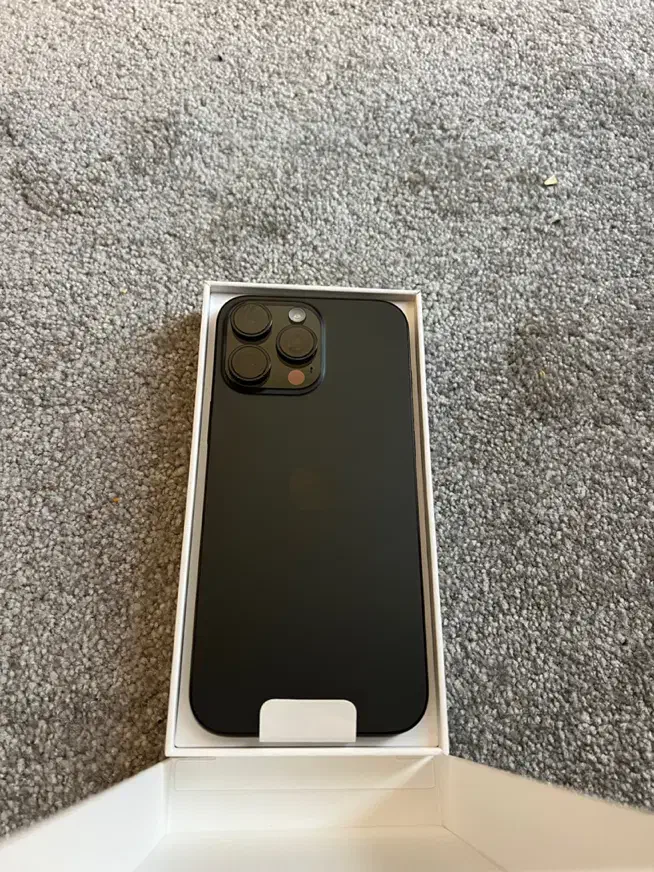 آیفون iphone 16promax 512G LL/A|موبایل|شیراز, سینما سعدی|دیوار