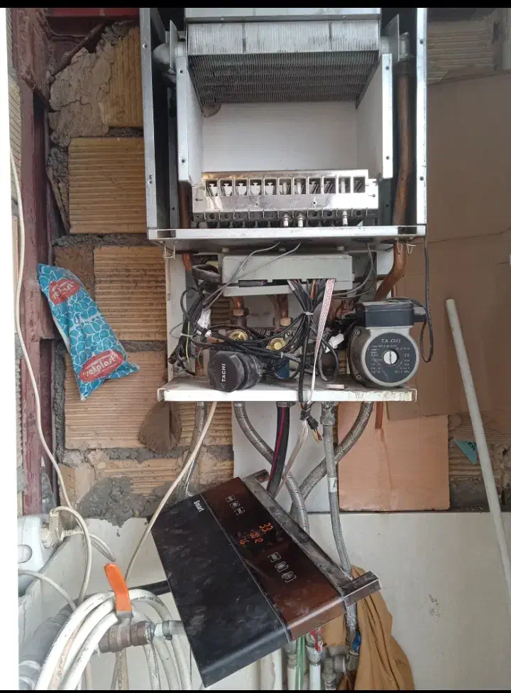 تعمیر پکیج و آبگرمکن|خدمات پیشه و مهارت|اسلامآباد غرب, |دیوار