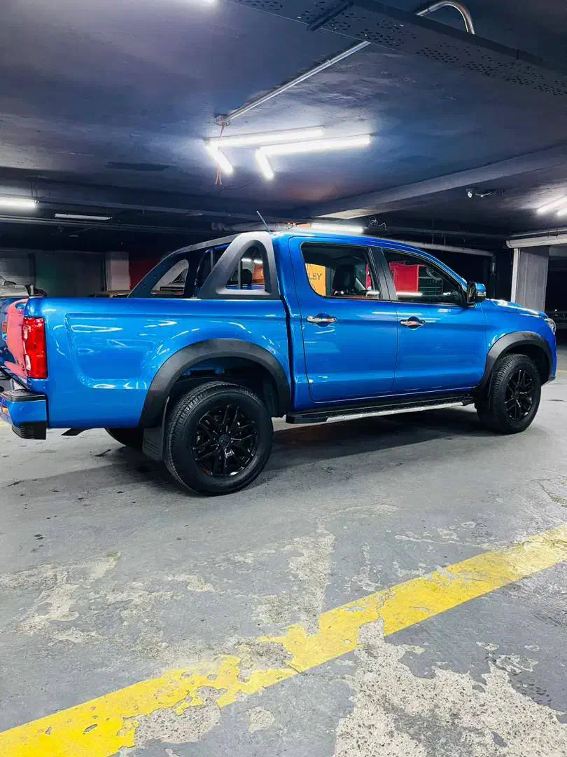 کی ام سی T8 مدل ۱۴۰۲|خودرو سواری و وانت|قزوین, |دیوار