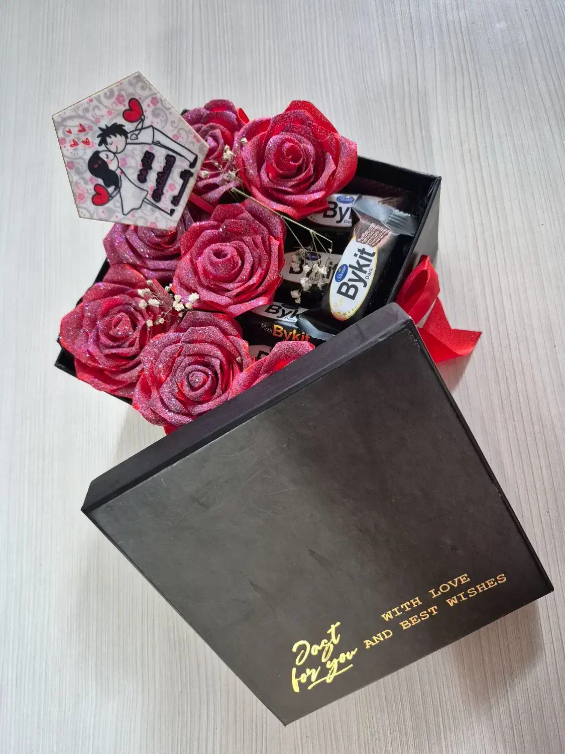 ولنتاین|گل مصنوعی|شاهین‌شهر, فردوسی|دیوار