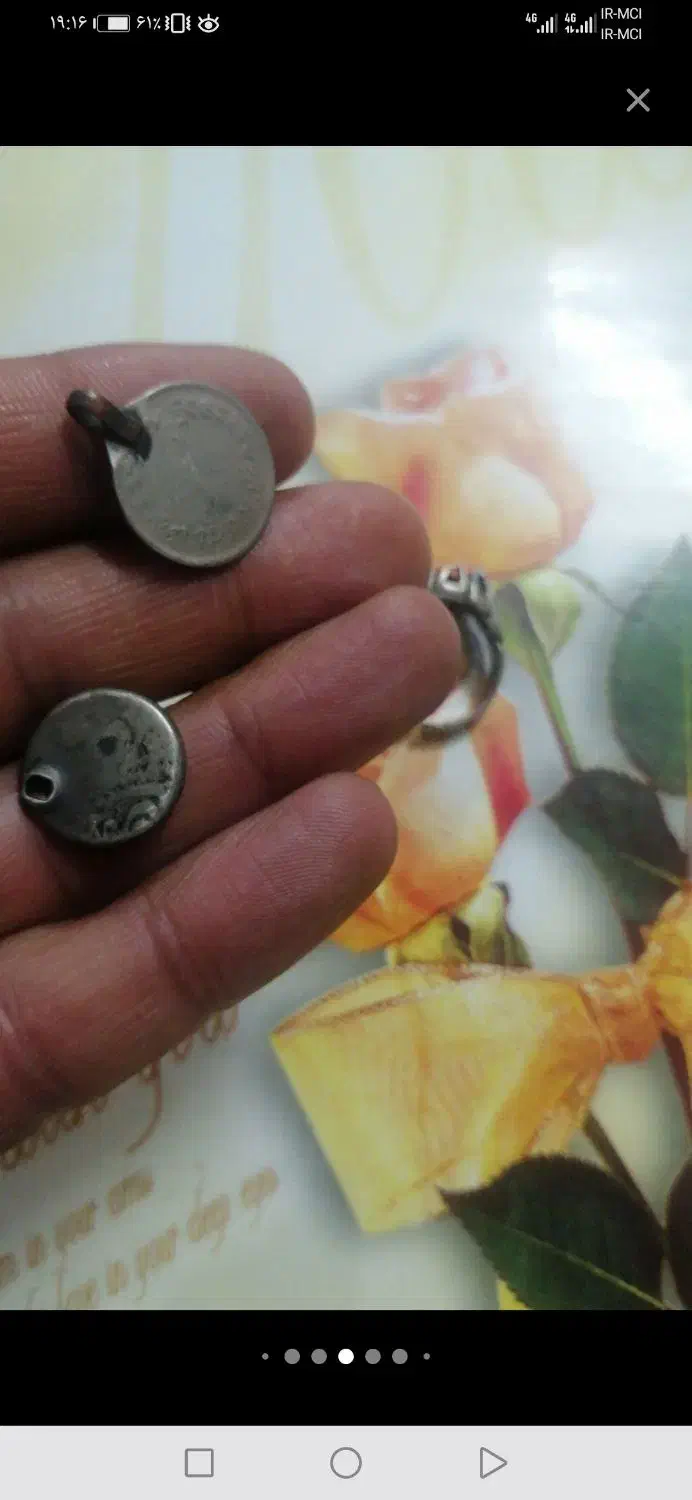 سکه قدیمی نقره|کلکسیون سکه، تمبر، اسکناس|بردسیر, |دیوار