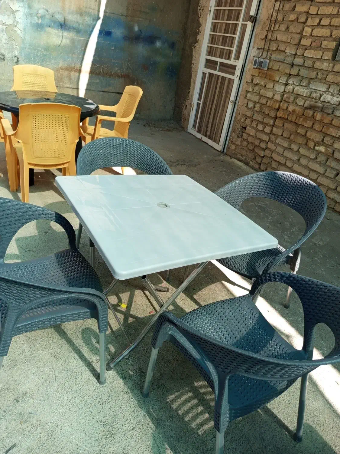 صندلی پلاستیکی حصیری فانتزی|صندلی و نیمکت|شیراز, محراب|دیوار