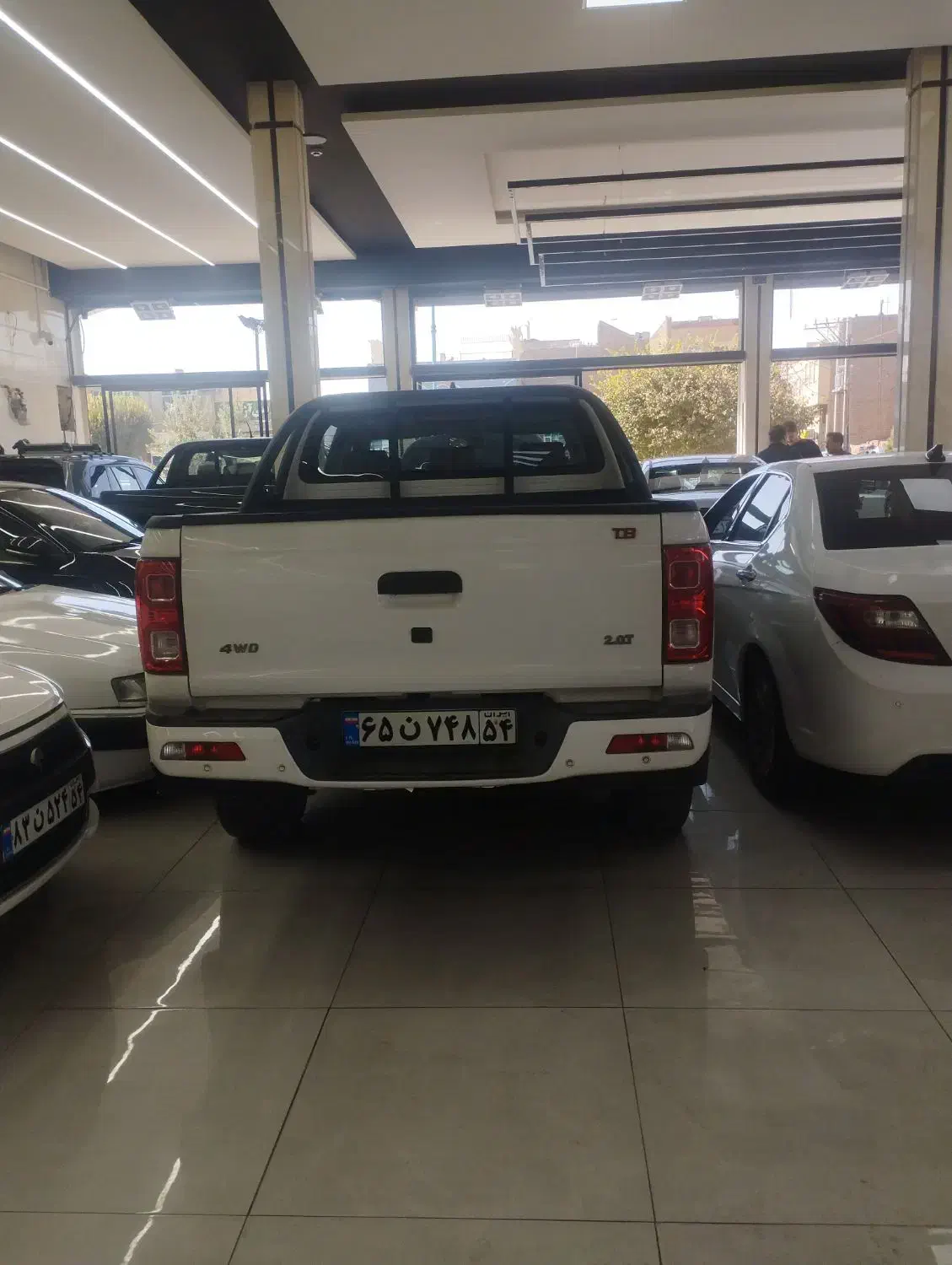 کی ام سی سفید مدل ۴۰۱ بصورت نقدواقساط|خودرو سواری و وانت|یزد, |دیوار