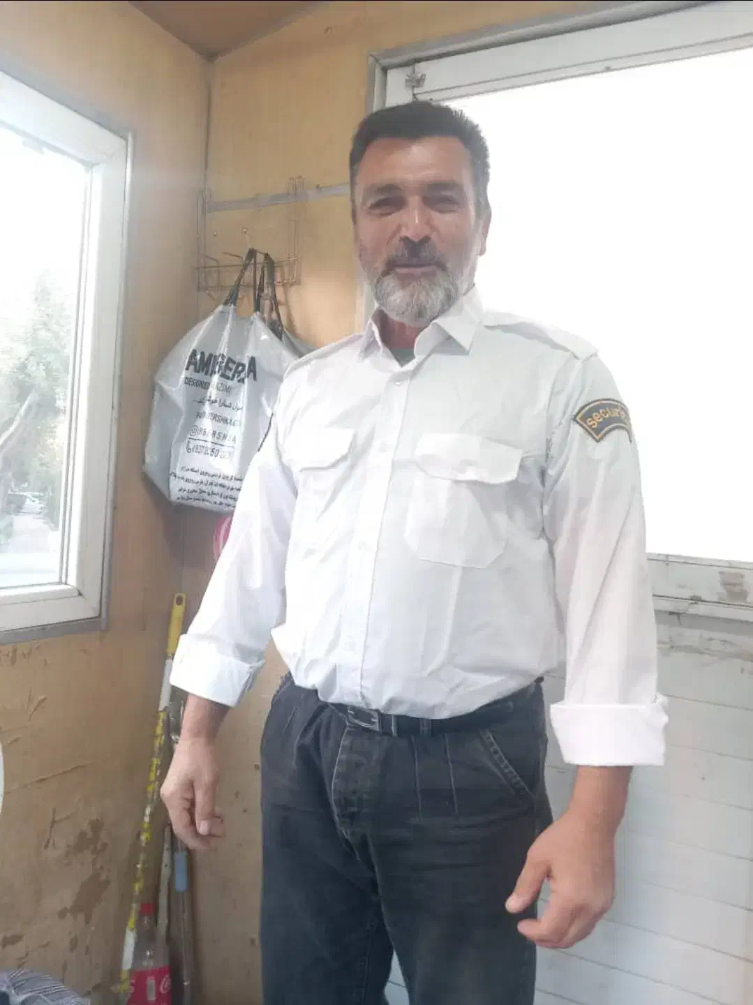 نگهبان مجتمع مسکونی|استخدام سرایداری و نظافت|تهران, شهرک چیتگر|دیوار