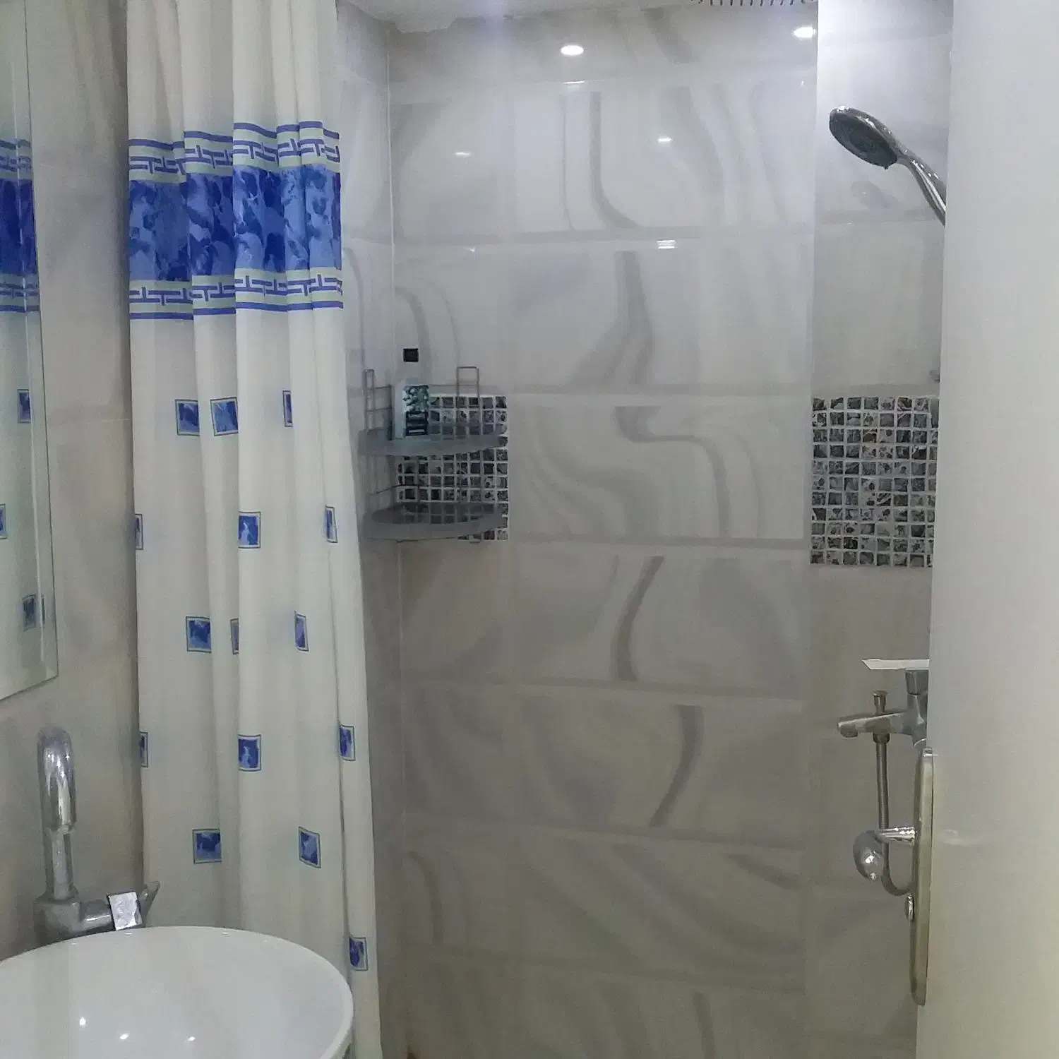 پونک ، نفت ، ۸۰ متر