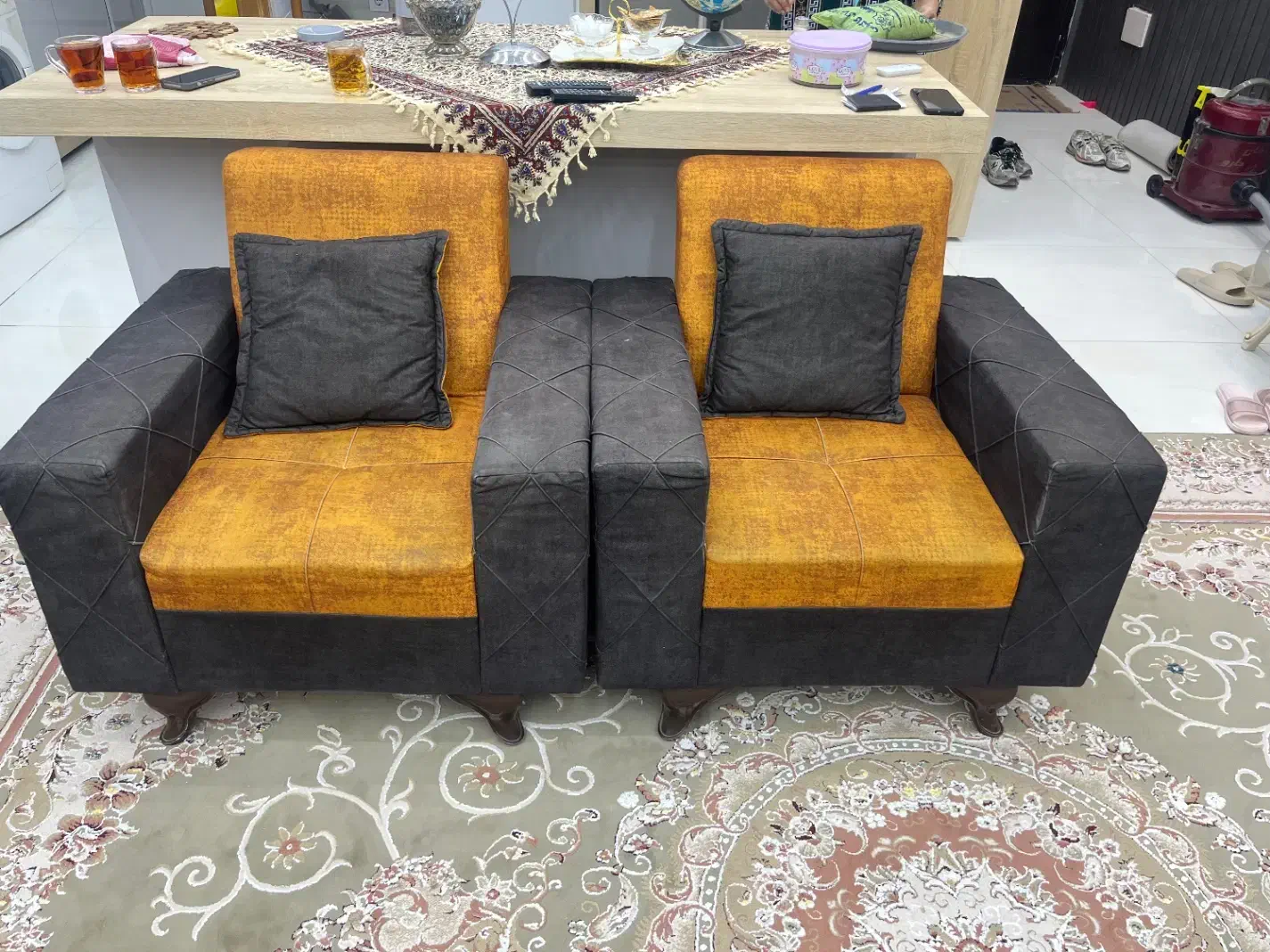 مبل راحتی|مبلمان خانگی و میز عسلی|اصفهان, شهرک گل نرگس|دیوار