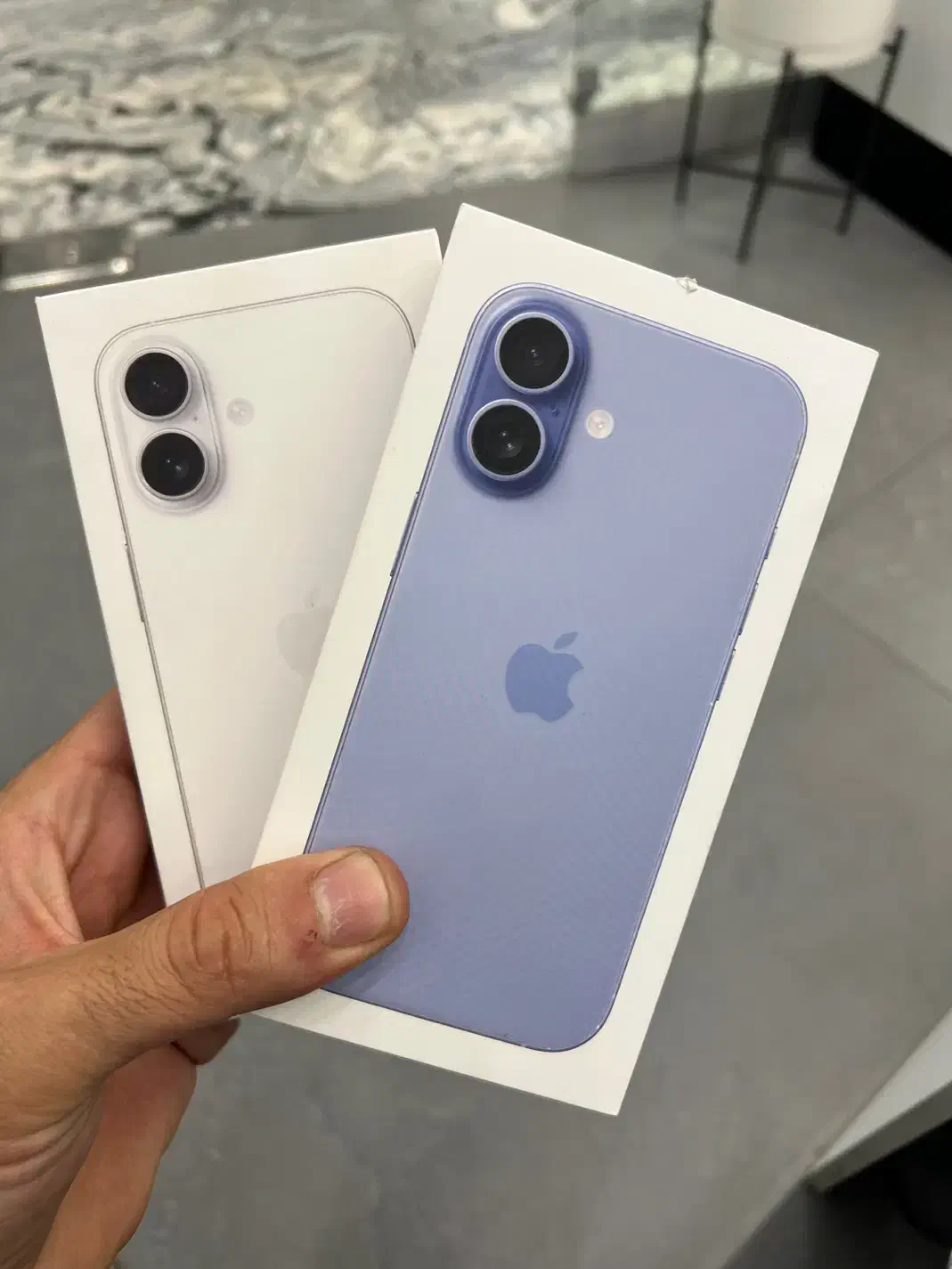 ۱۷ نرمال ۲۵۶ZAA|موبایل|تهران, صادقیه|دیوار