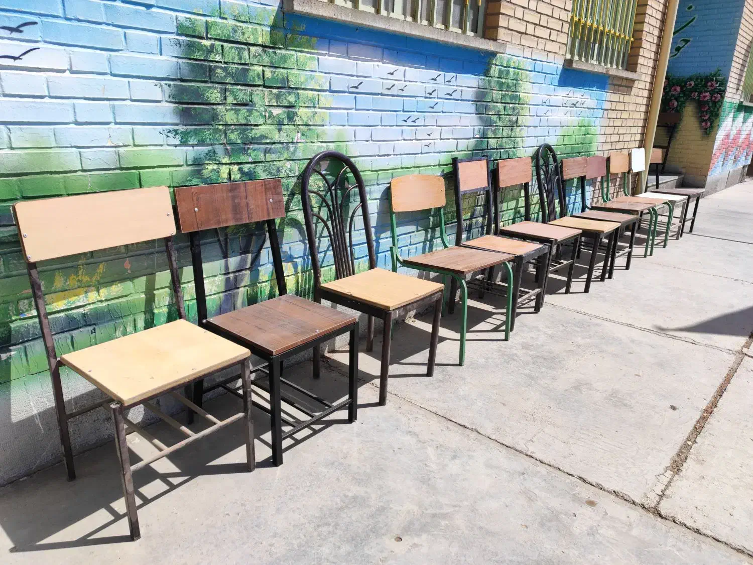 صندلی مدرسه و اداره|دفتر کار|نیشابور, فرح بخش|دیوار