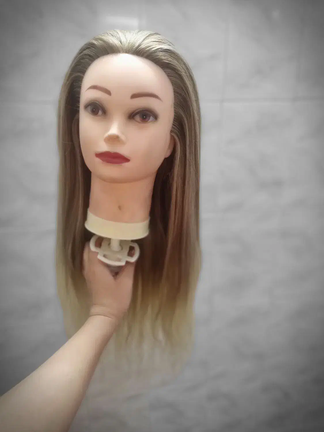 سرمانکن|آرایشی، بهداشتی، درمانی|برخوار, |دیوار