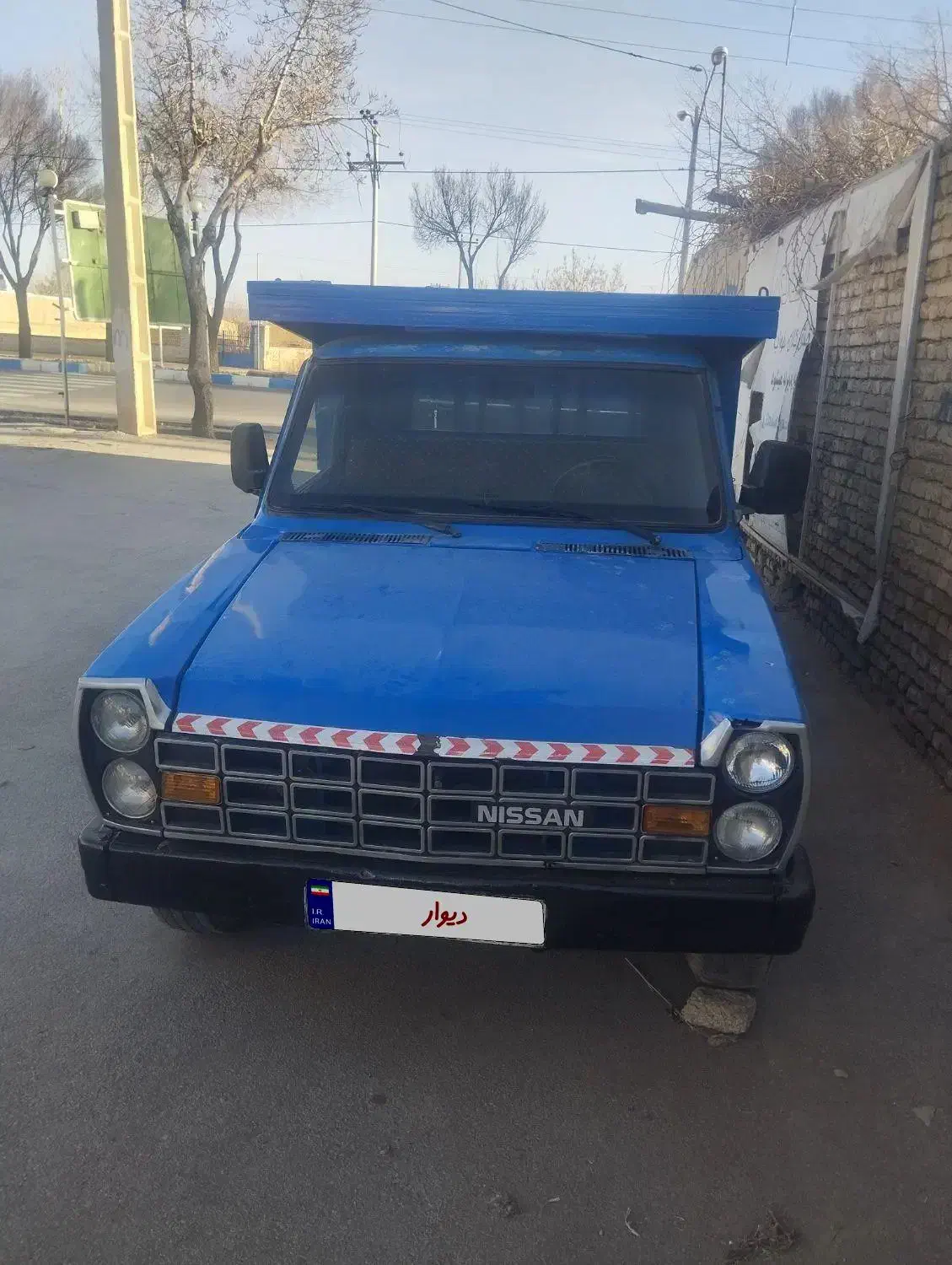 نیسان وانت مدل ۸۳|خودرو سواری و وانت|الیگودرز, |دیوار