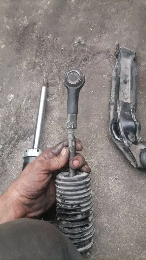 تعمیر کمک|خدمات موتور و ماشین|بندر انزلی, معلم|دیوار