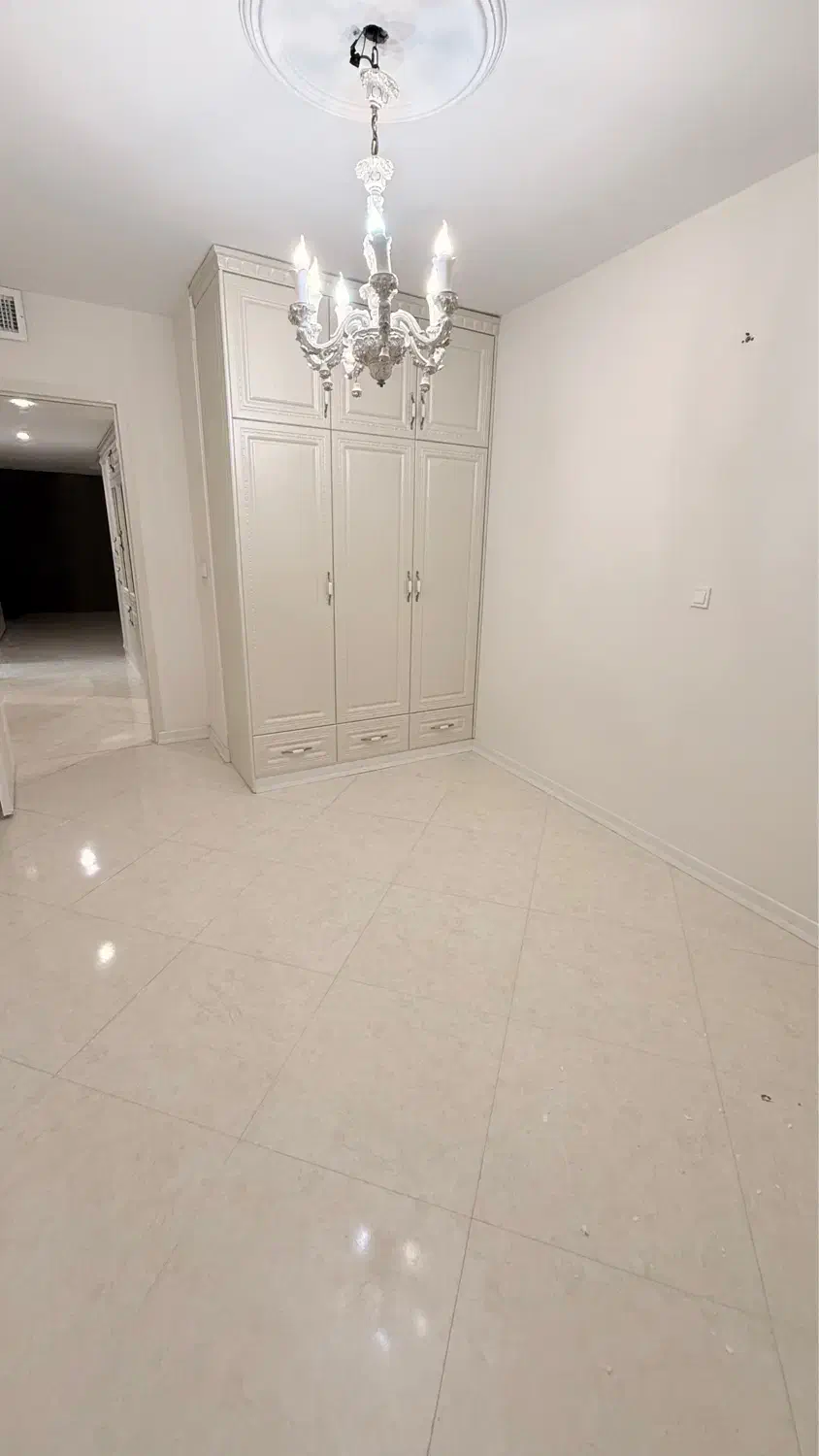 ۱۶۰متری سه خوابه/بلوار مژدی/شهرک نفت/ویو ابدی