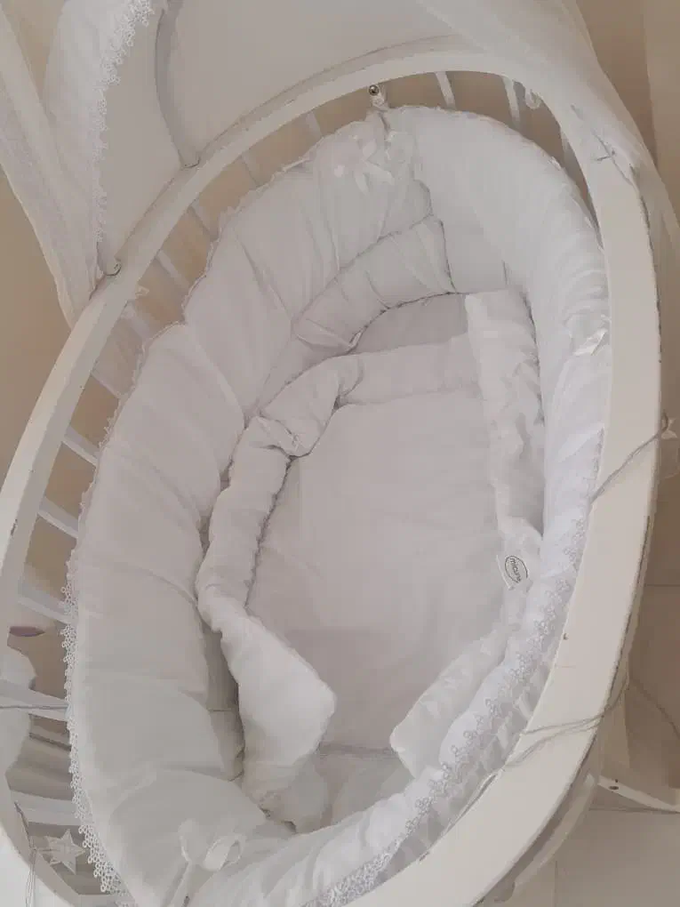 گهواره کنار مادر و گهواره چوبی حصیری|تخت و سرویس خواب|هشتگرد, فاز ۷ مهستان|دیوار