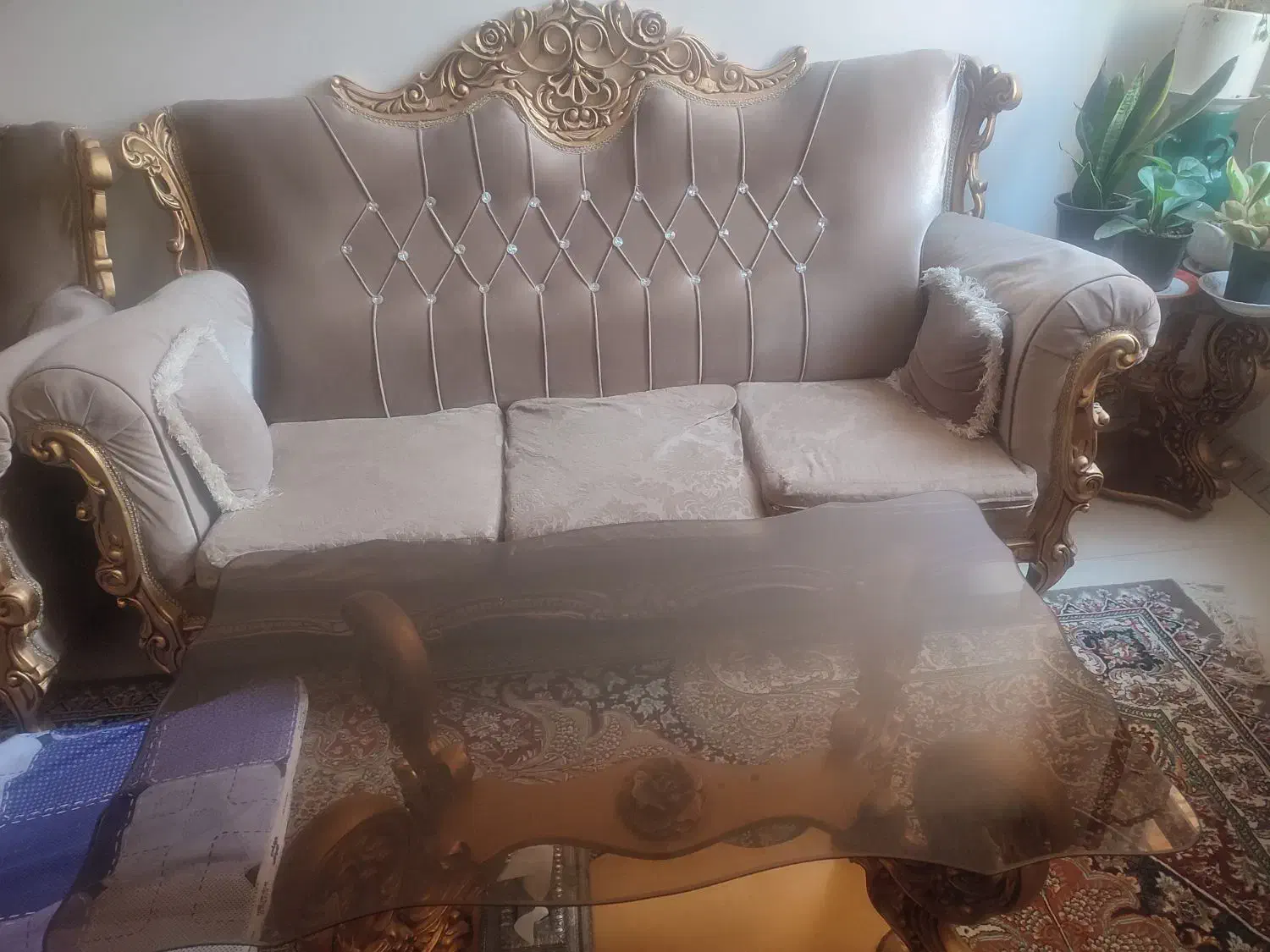 مبل سلطنتی|مبلمان خانگی و میز عسلی|کاشان, فاز ۲ ناجی آباد|دیوار