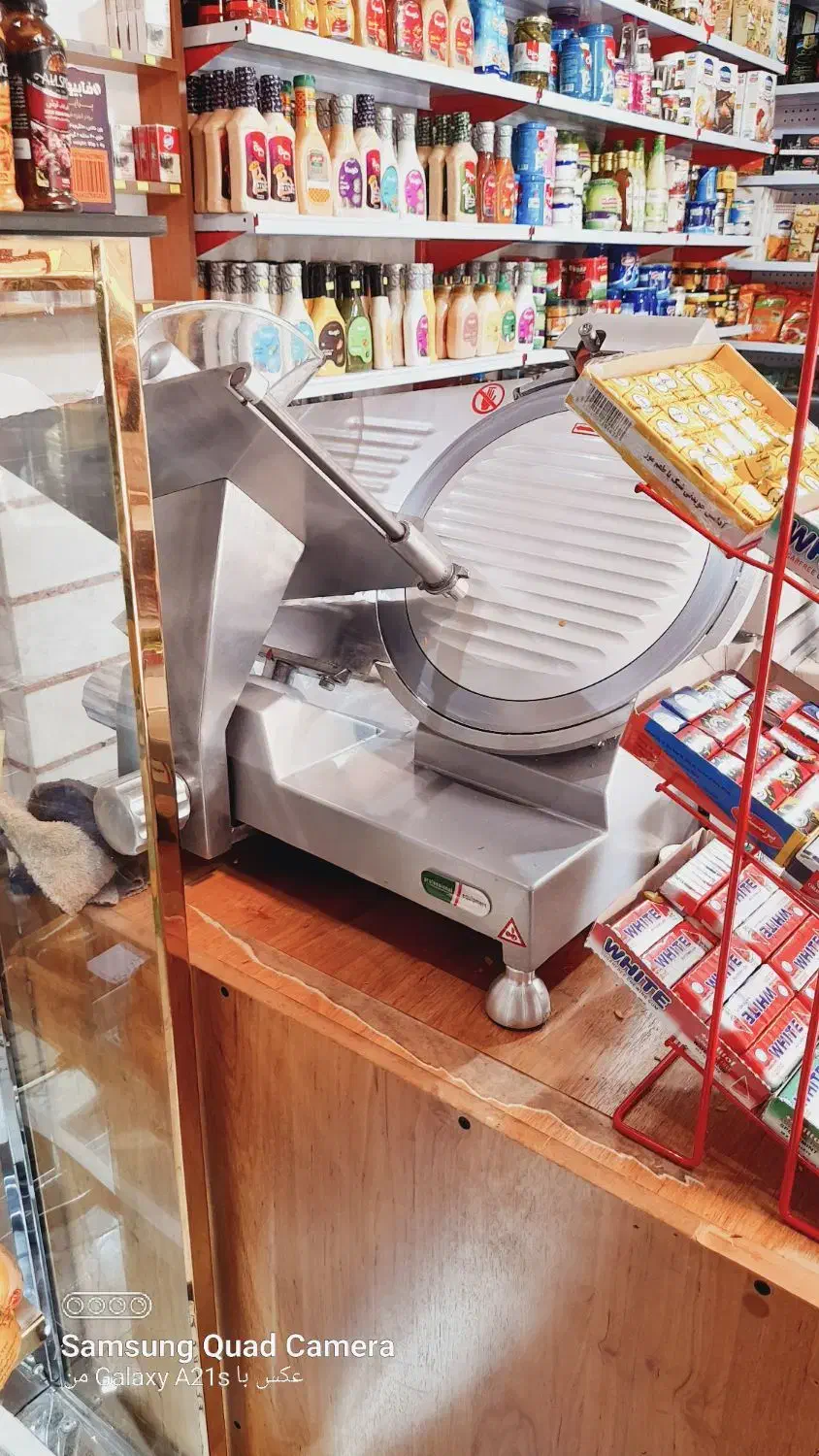 یخچال ویترینی فریزر کالباس بر ترازو قفسه|فروشگاه و مغازه|رشت, حمیدیان|دیوار