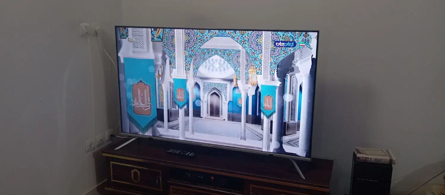 تلویزیون 55اینچ دوسال گارانتی|تلویزیون و پروژکتور|فلاورجان, |دیوار