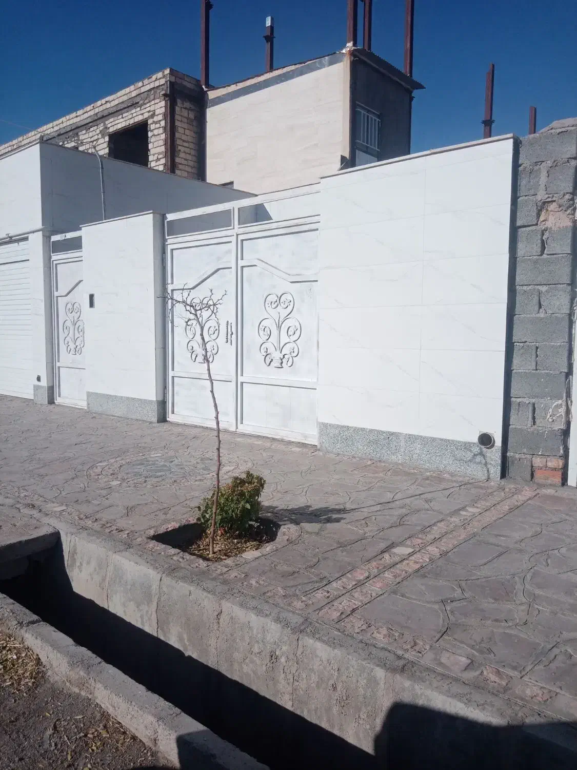 کاشی کاری وسرامیک|استخدام معماری، عمران و ساختمانی|بیرجند, |دیوار