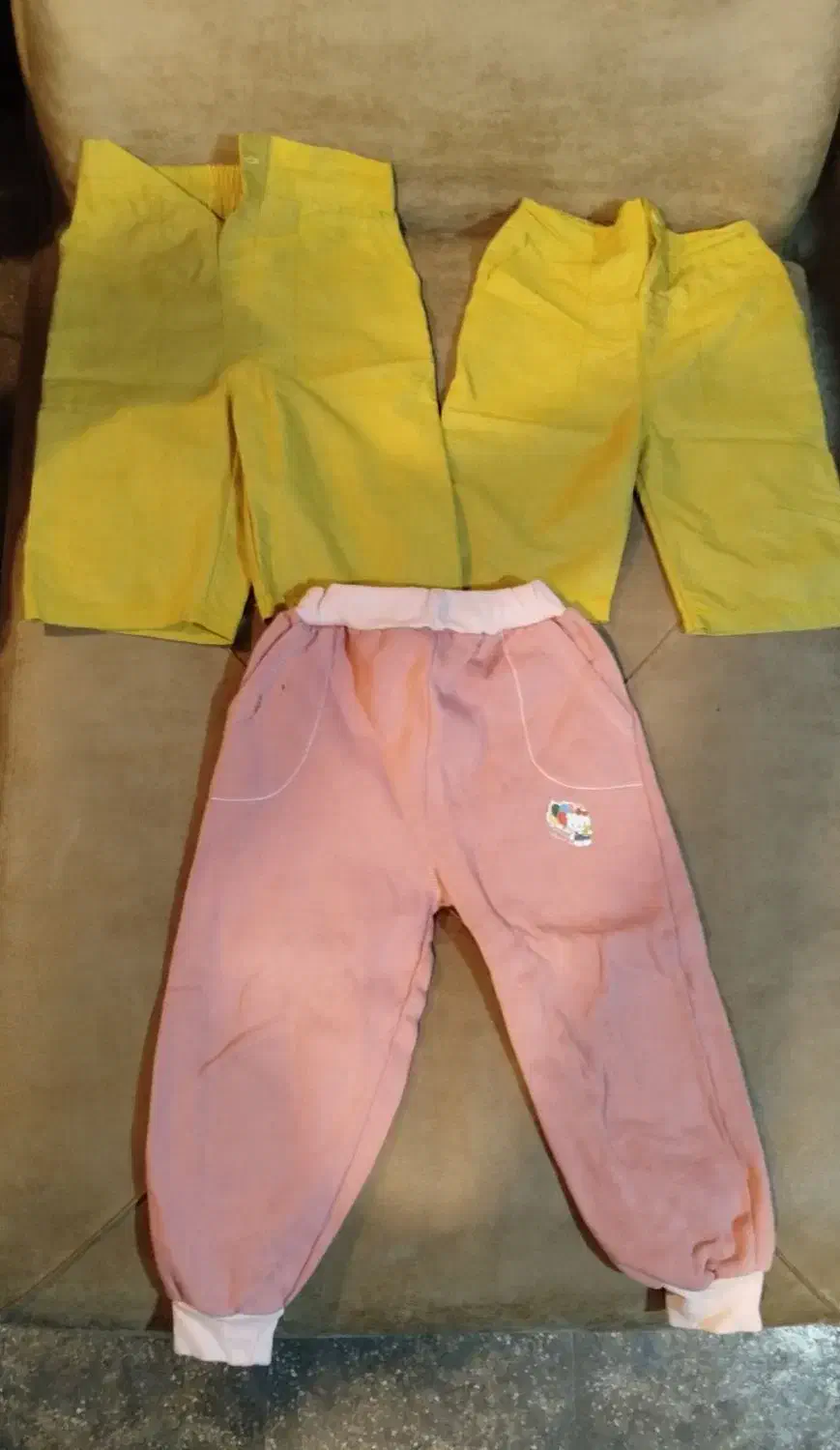 لباس بچه گانه ، کیف و غیره|کفش و لباس بچه|تهران, دبستان|دیوار