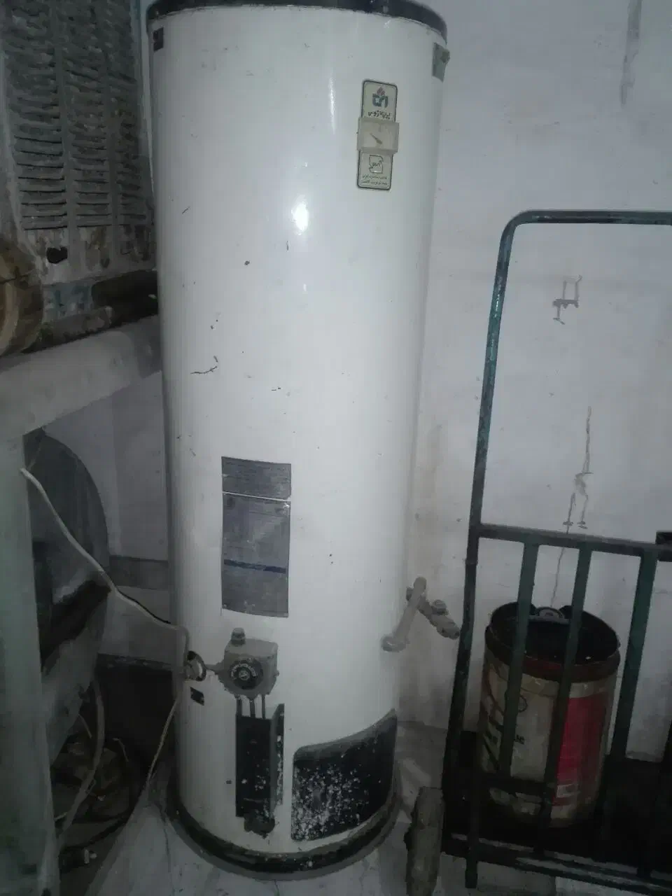 آبگرمکن ایستاده سالم|آبگرمکن، پکیج، شوفاژ|مشهد, توس (بلوار توس)|دیوار