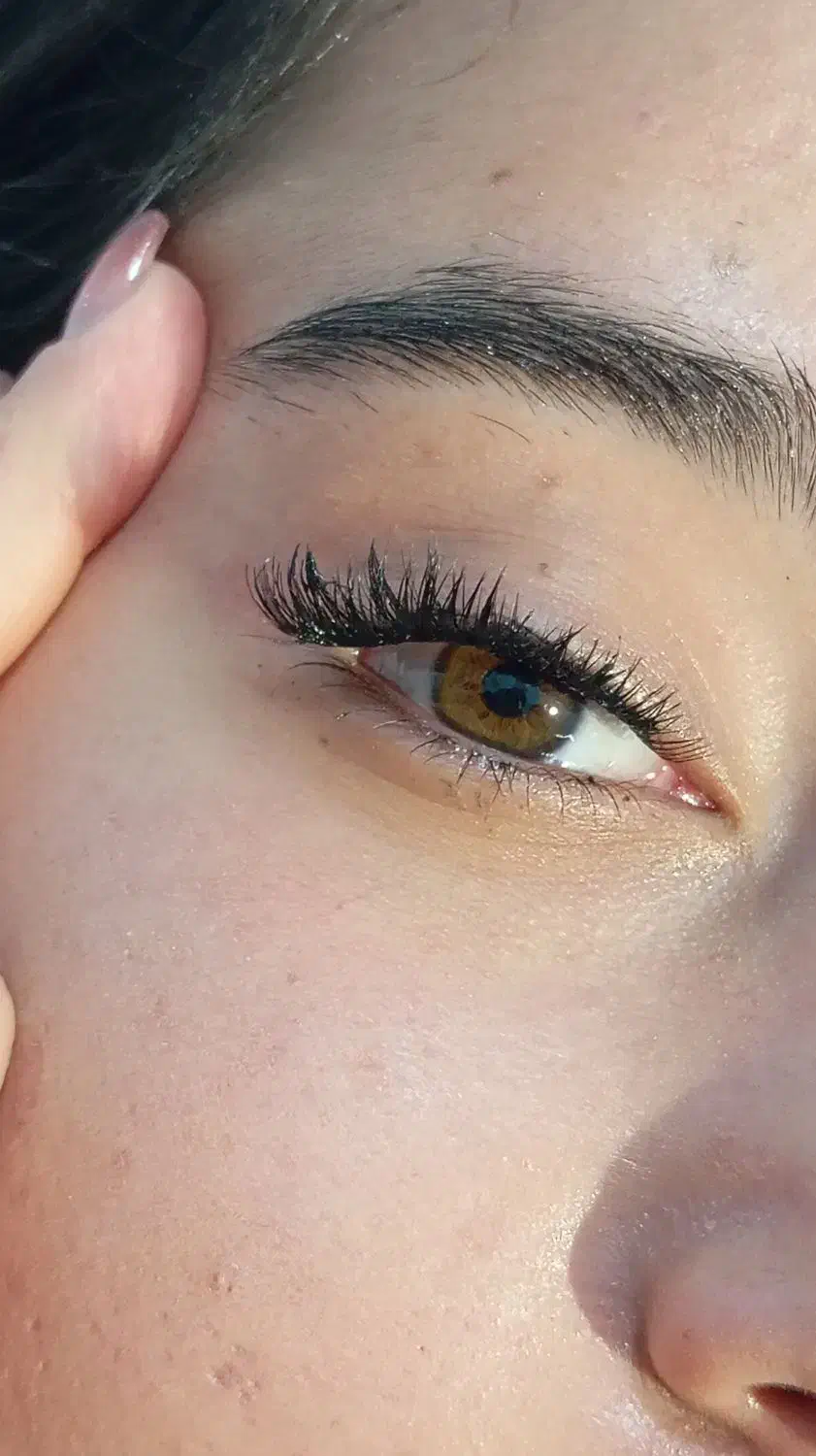 کاشت مژه،لیفت ابرو و مژه|خدمات آرایشگری و زیبایی|سقز, |دیوار