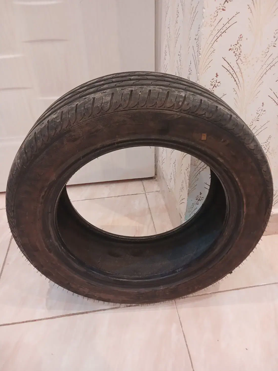 تایر|قطعات یدکی و لوازم جانبی|رشت, استقامت ۱|دیوار