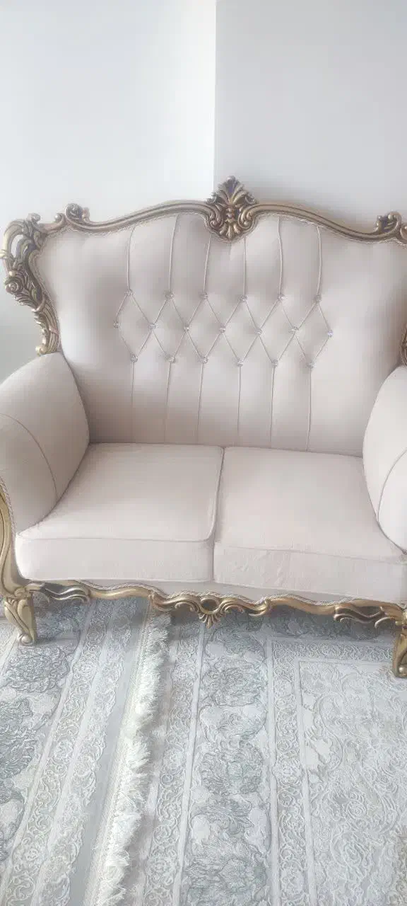 مبل سلطنتی|مبلمان خانگی و میز عسلی|شهرکرد, |دیوار