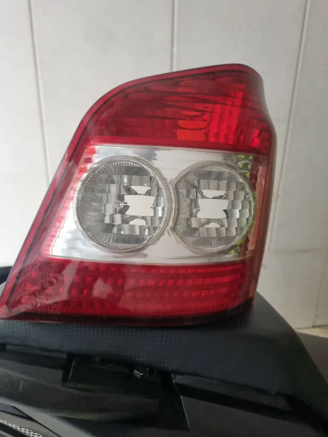 چراغ خطرسمت شاگرد۱۱۱باسپرعقب|قطعات یدکی و لوازم جانبی|مشهد, ایثارگران|دیوار