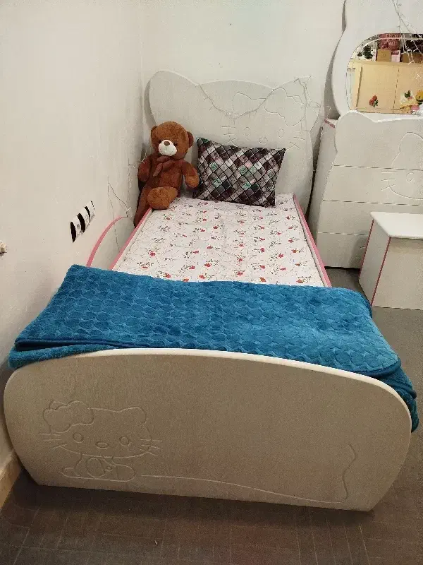 سرویس تخت خواب کودک و نوجوان|اسباب و اثاث بچه|بیرجند, |دیوار