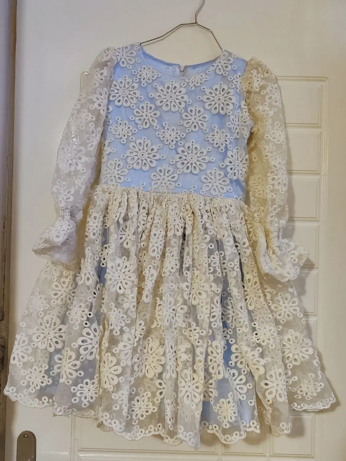 پیراهن عروسکی|لباس|همدان, |دیوار