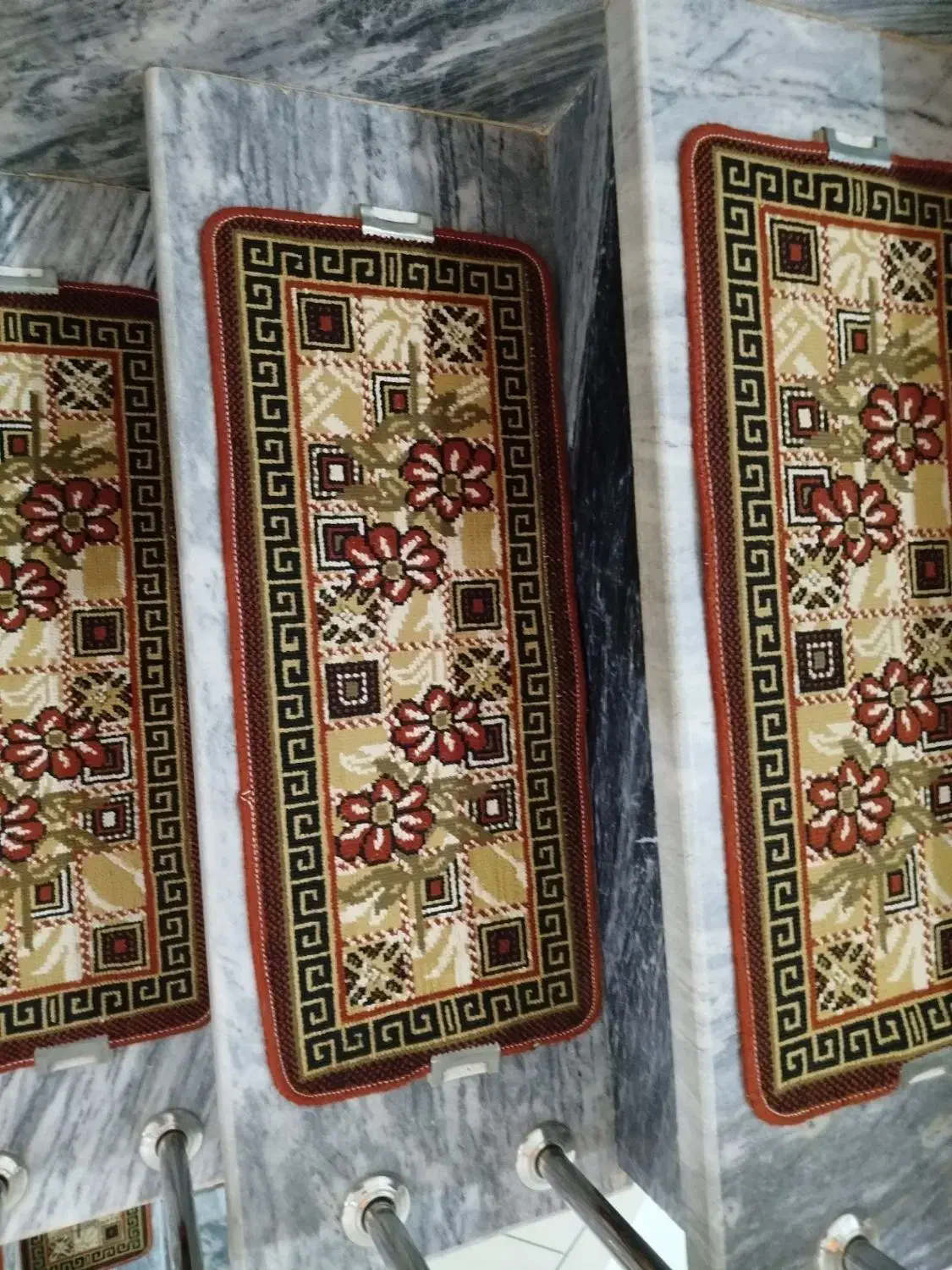 ده تا روپله ای کاملاً سالم و نو|فرش|کنگاور, |دیوار