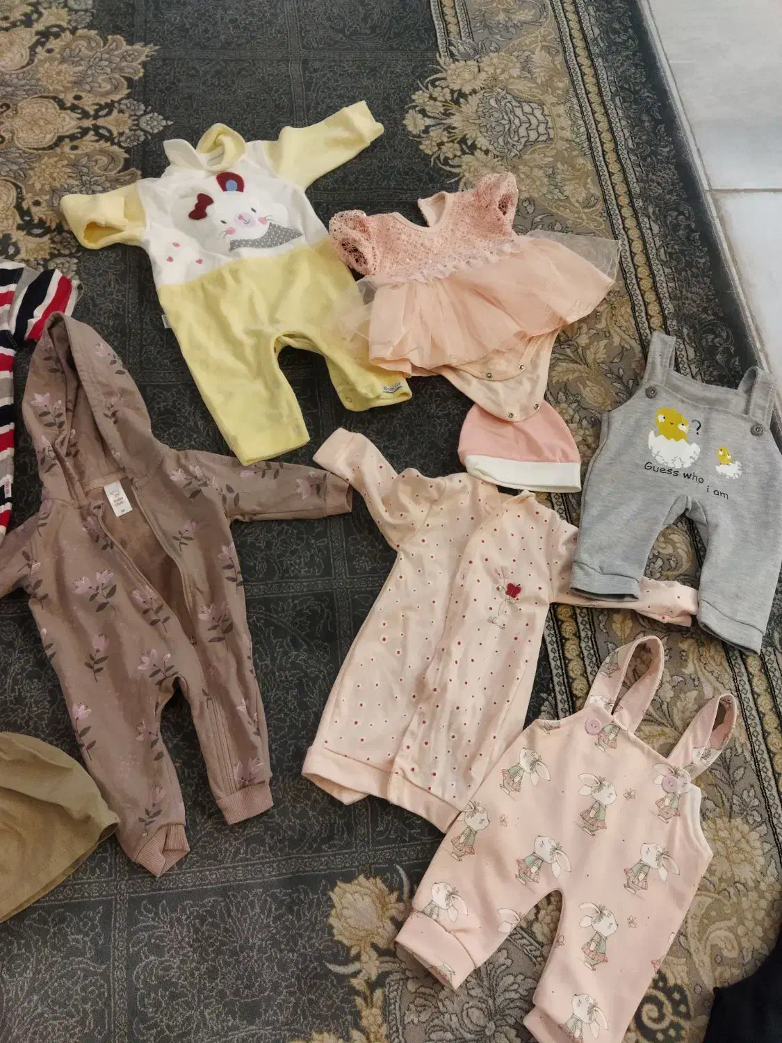 لباس نوزادی|کفش و لباس بچه|قم, مسجد امام حسن|دیوار