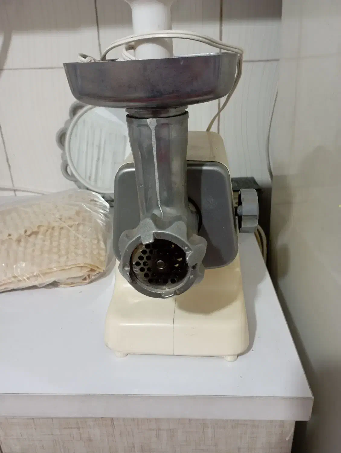 چرخ گوشت ناسیونال 220 وات|خردکن، آسیاب، غذاساز|قرچک, پویینک|دیوار