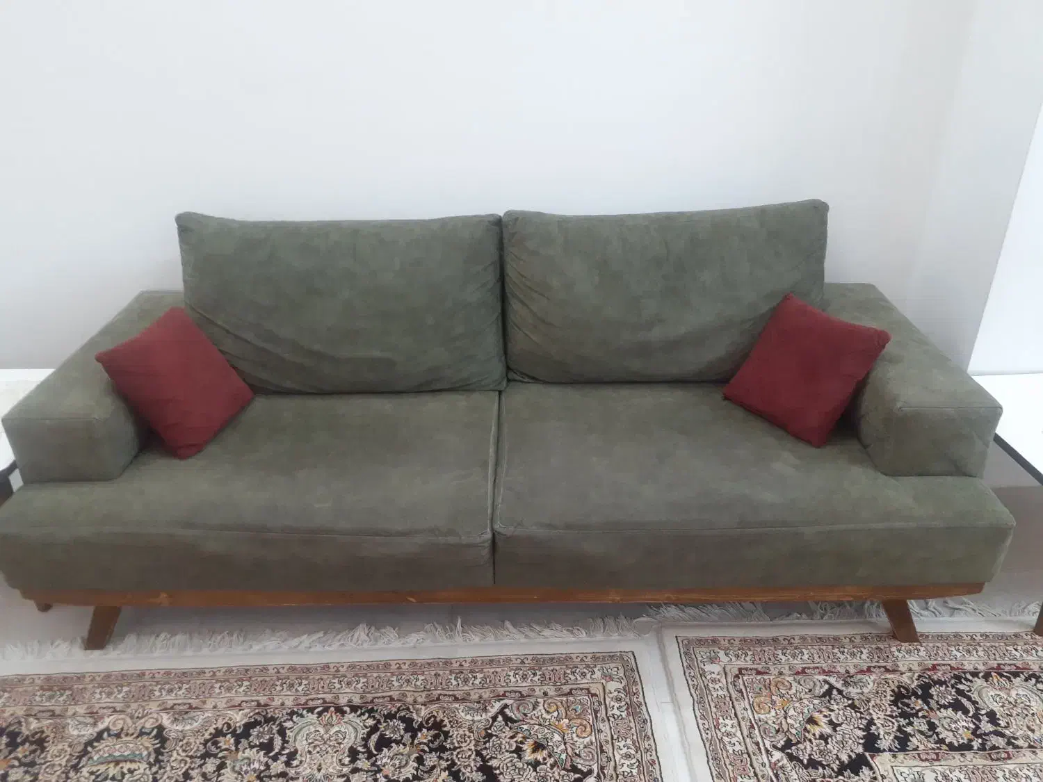 مبل ۷نفره|مبلمان خانگی و میز عسلی|نیشابور, فضل|دیوار